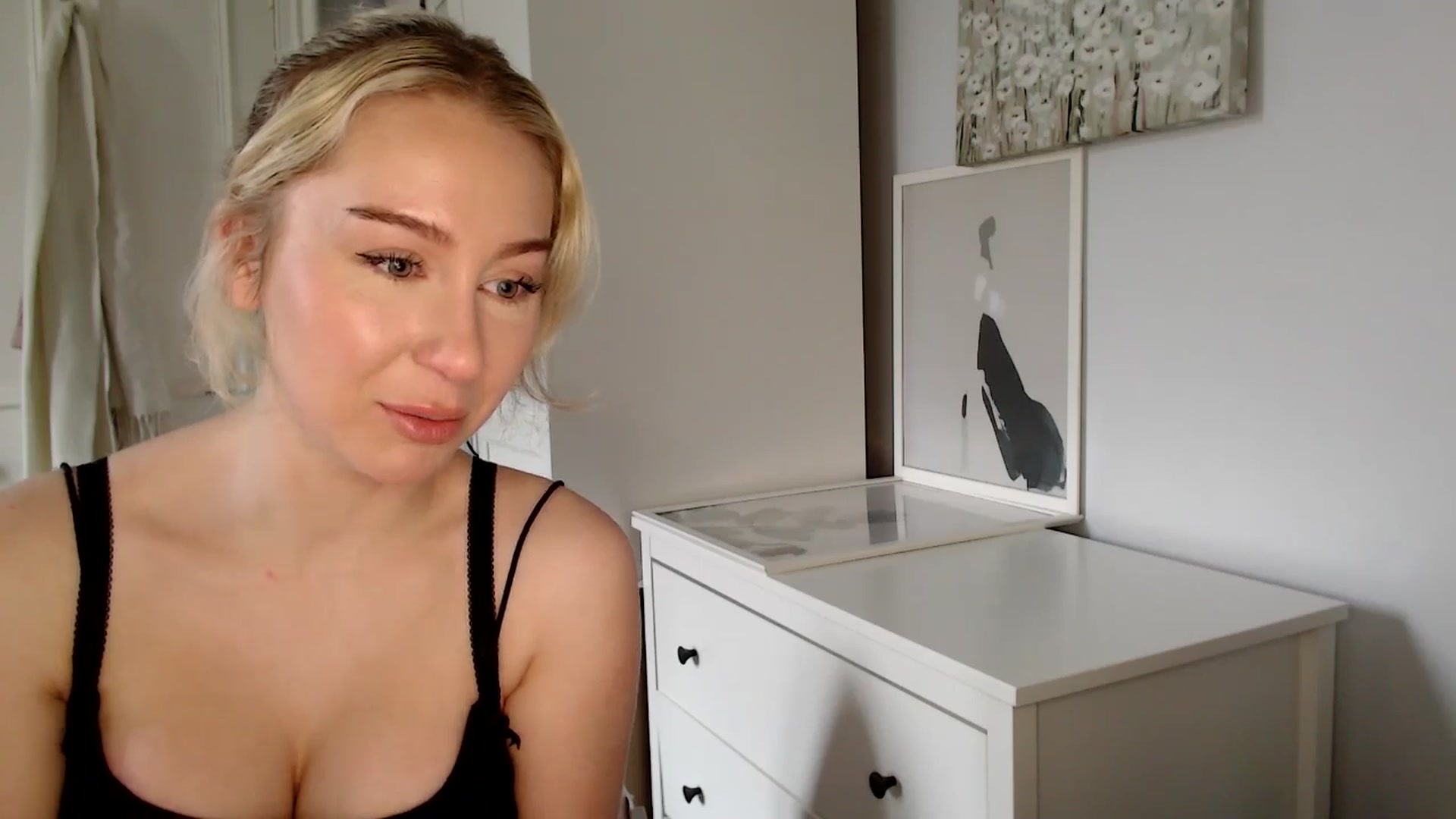 Gallery image thumbnail from British_Cutie's myfreecams stream on, 03/17/2025, 15:14 image 7 of 20