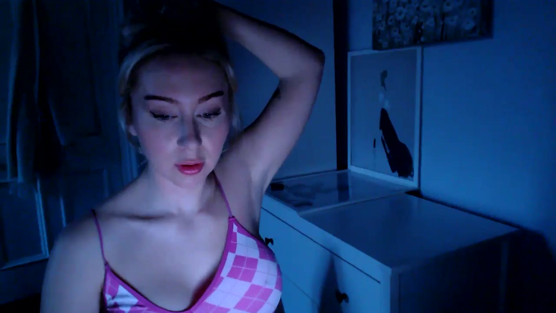 Gallery image thumbnail from British_Cutie's myfreecams stream on, 03/19/2025, 18:38 image 19 of 20