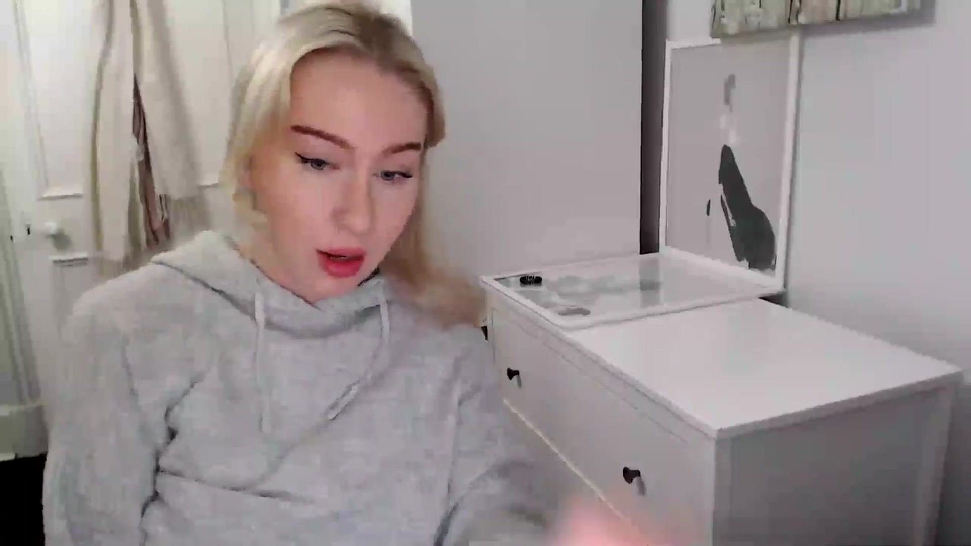Gallery image thumbnail from British_Cutie's myfreecams stream on, 03/19/2025, 21:16 image 15 of 20