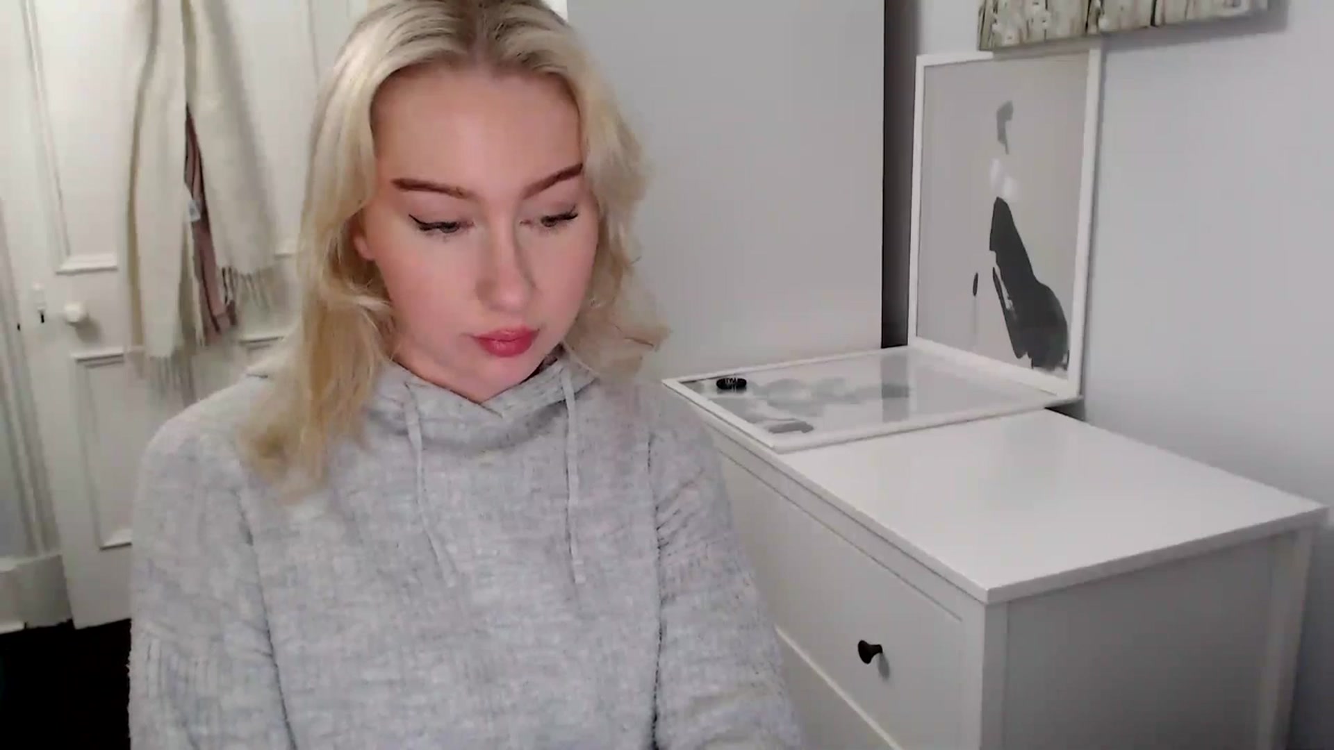 Gallery image thumbnail from British_Cutie's myfreecams stream on, 03/19/2025, 21:16 image 14 of 20