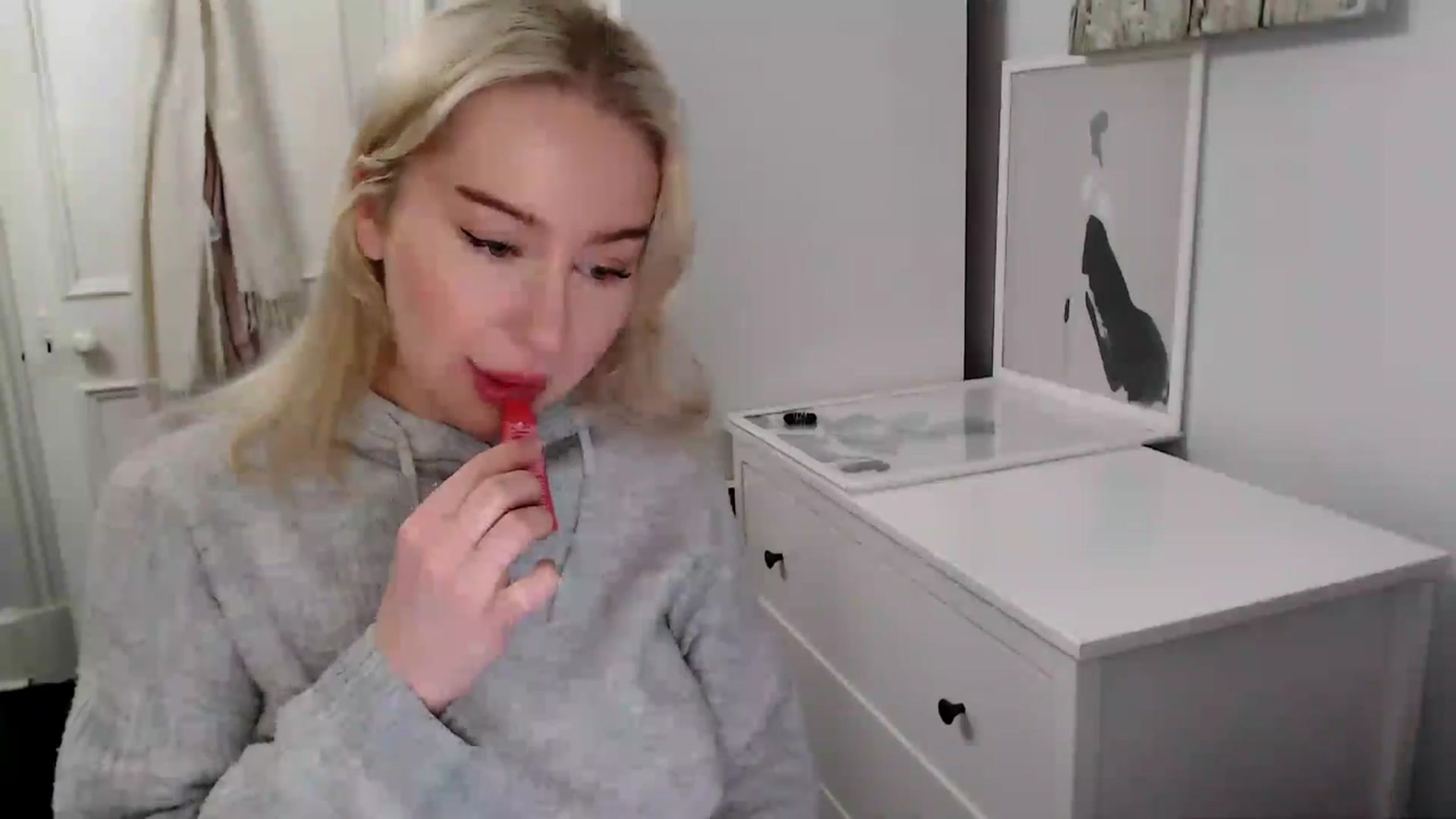 Gallery image thumbnail from British_Cutie's myfreecams stream on, 03/19/2025, 21:16 image 12 of 20
