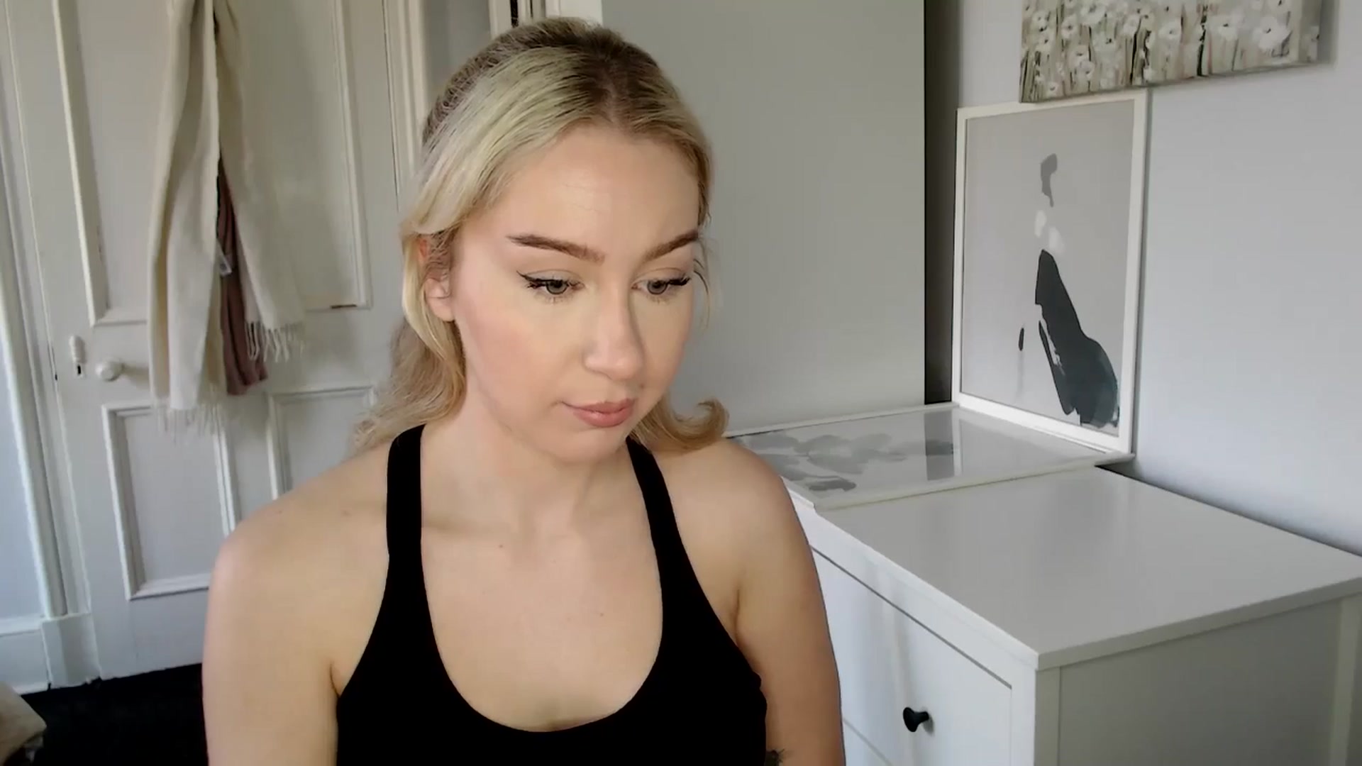 Gallery image thumbnail from British_Cutie's myfreecams stream on, 03/20/2025, 12:40 image 13 of 20