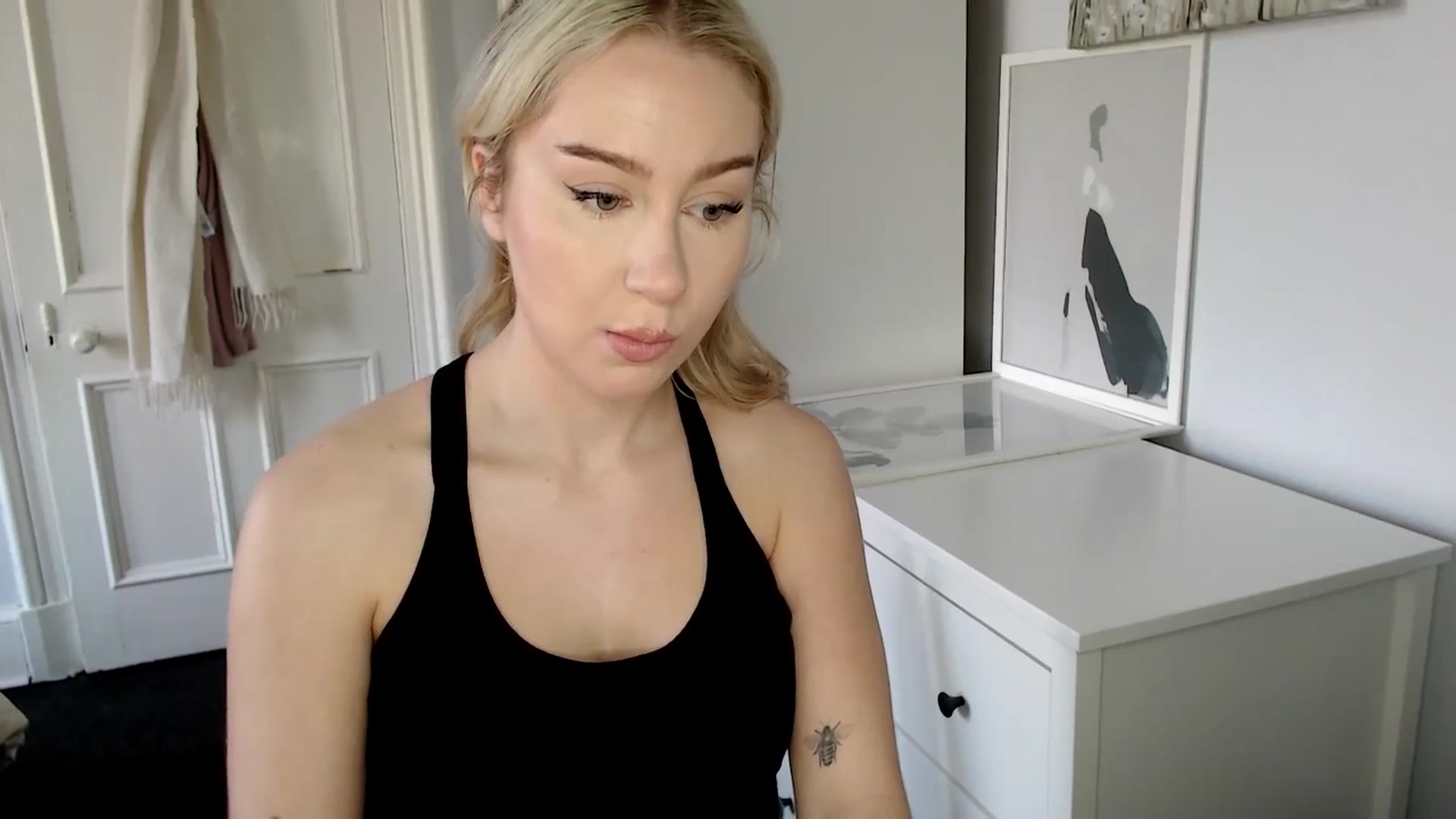 Gallery image thumbnail from British_Cutie's myfreecams stream on, 03/20/2025, 12:40 image 9 of 20
