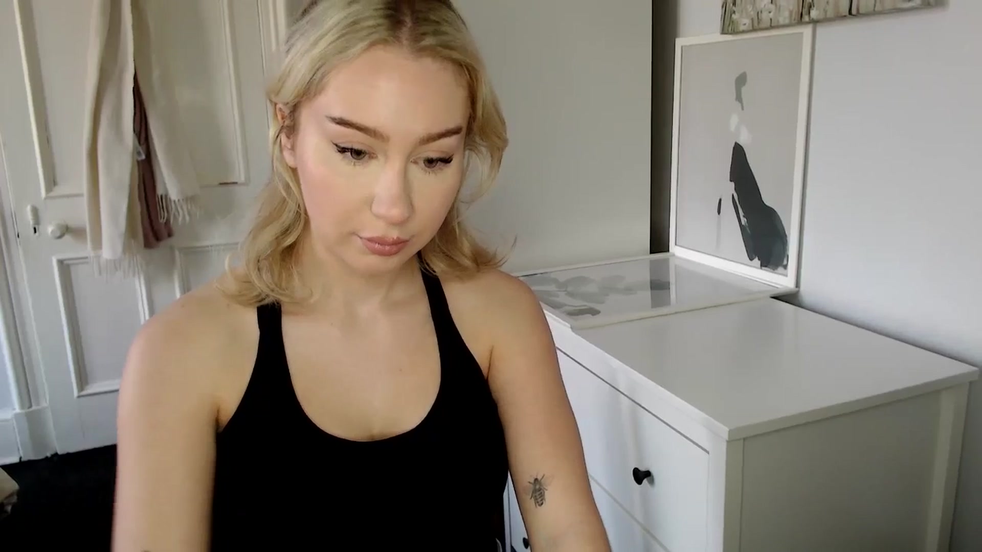 Gallery image thumbnail from British_Cutie's myfreecams stream on, 03/20/2025, 12:40 image 6 of 20