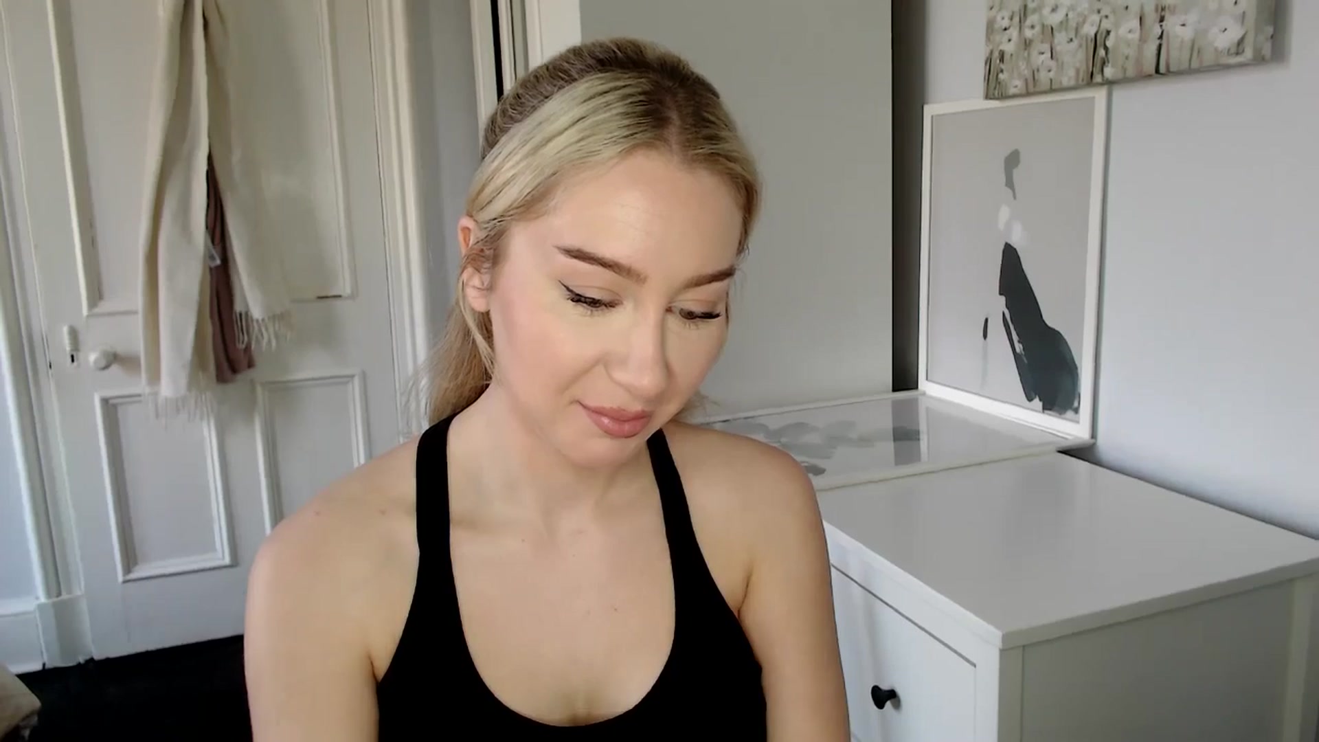 Gallery image thumbnail from British_Cutie's myfreecams stream on, 03/20/2025, 12:40 image 15 of 20