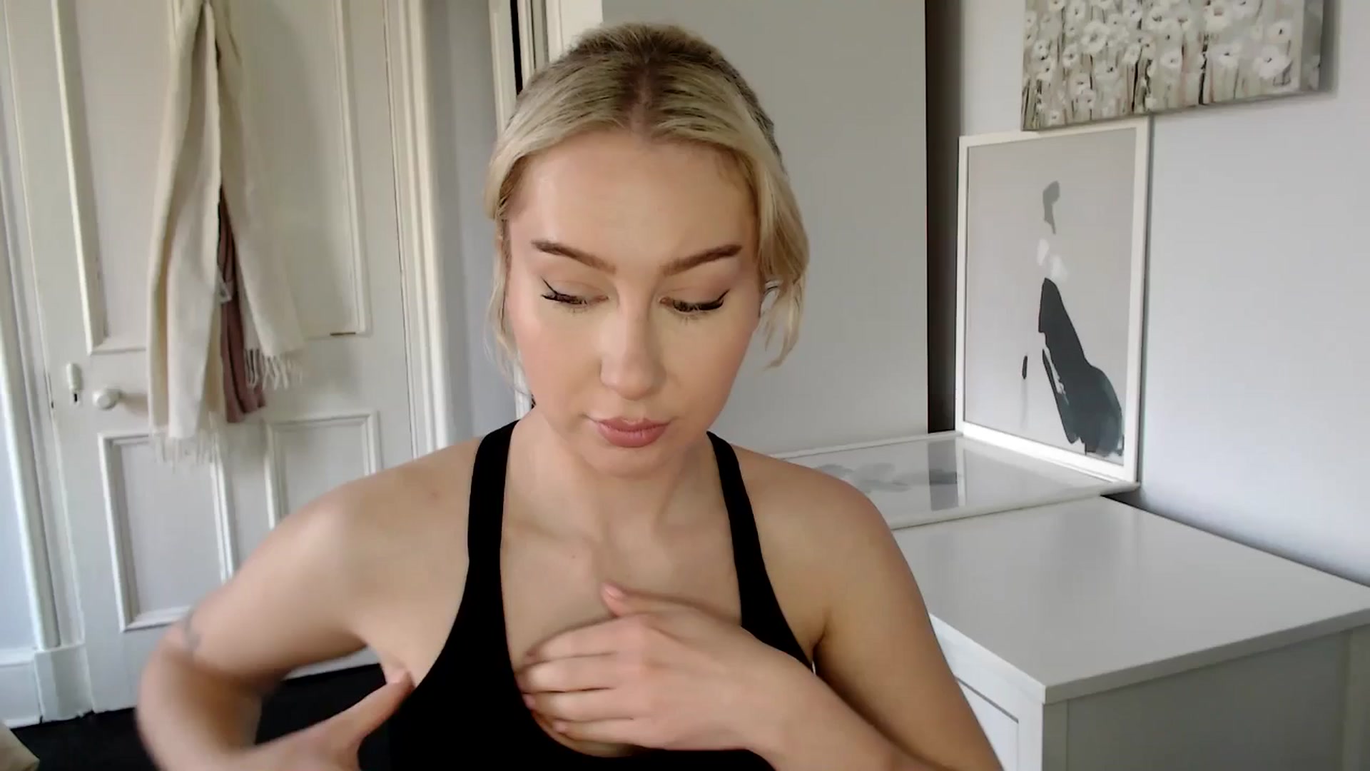 Gallery image thumbnail from British_Cutie's myfreecams stream on, 03/20/2025, 13:02 image 7 of 20