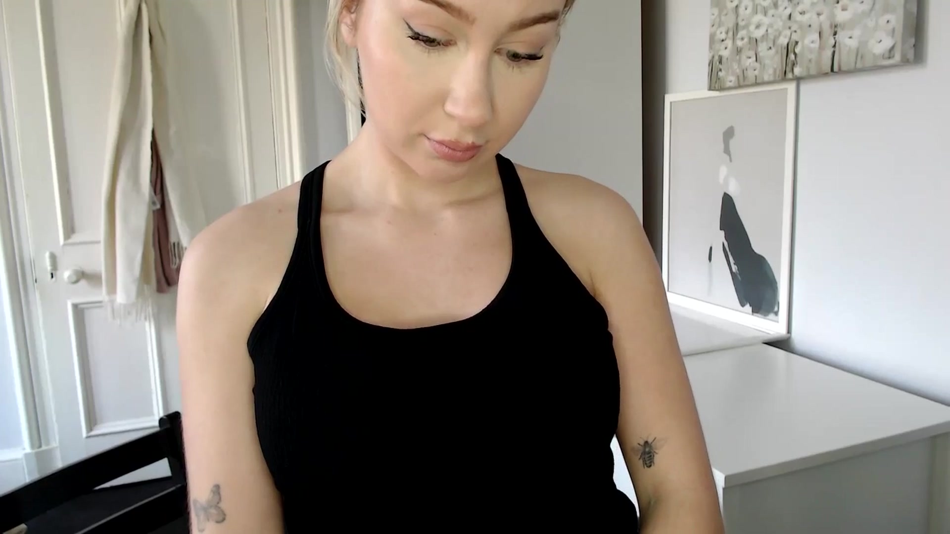Gallery image thumbnail from British_Cutie's myfreecams stream on, 03/20/2025, 13:02 image 9 of 20