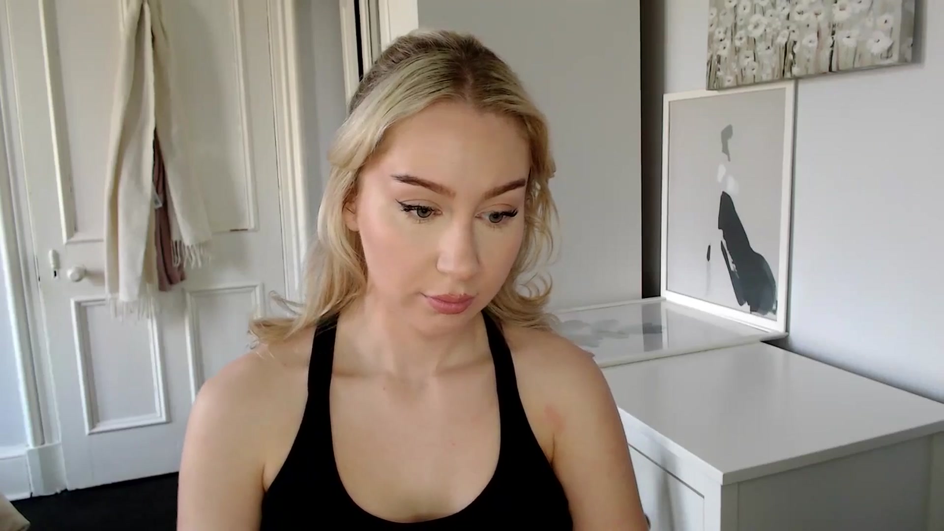 Gallery image thumbnail from British_Cutie's myfreecams stream on, 03/20/2025, 13:02 image 2 of 20