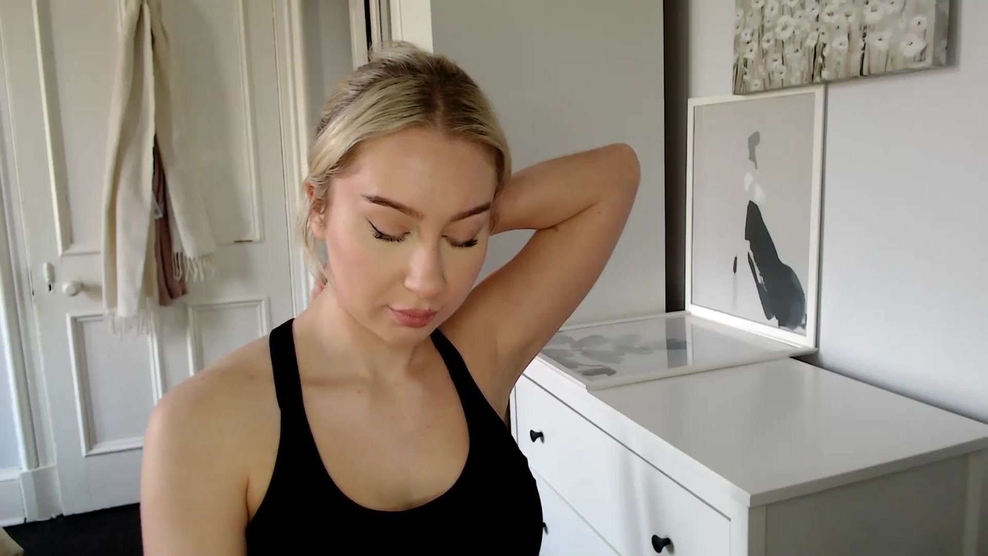 Gallery image thumbnail from British_Cutie's myfreecams stream on, 03/20/2025, 13:02 image 18 of 20