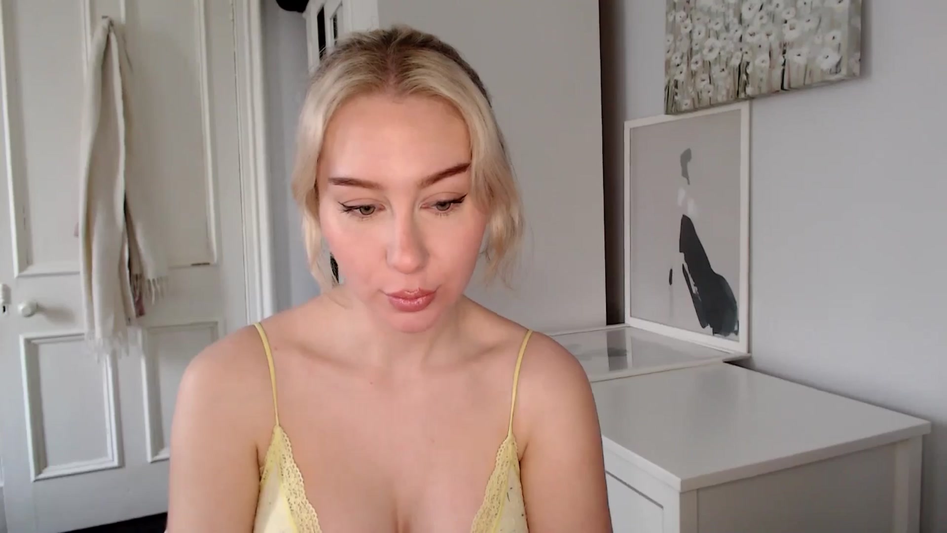 Gallery image thumbnail from British_Cutie's myfreecams stream on, 03/21/2025, 10:19 image 5 of 20