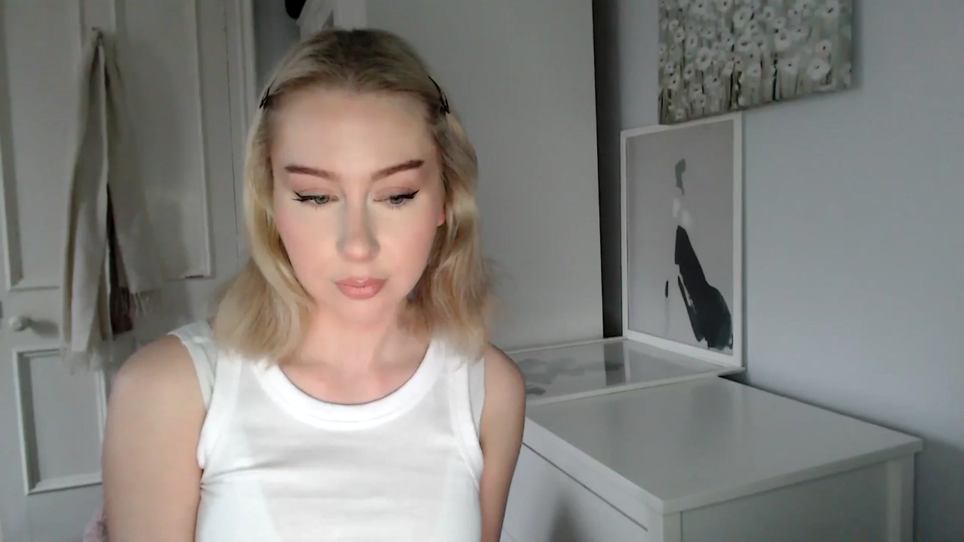 Gallery image thumbnail from British_Cutie's myfreecams stream on, 03/21/2025, 17:42 image 11 of 20