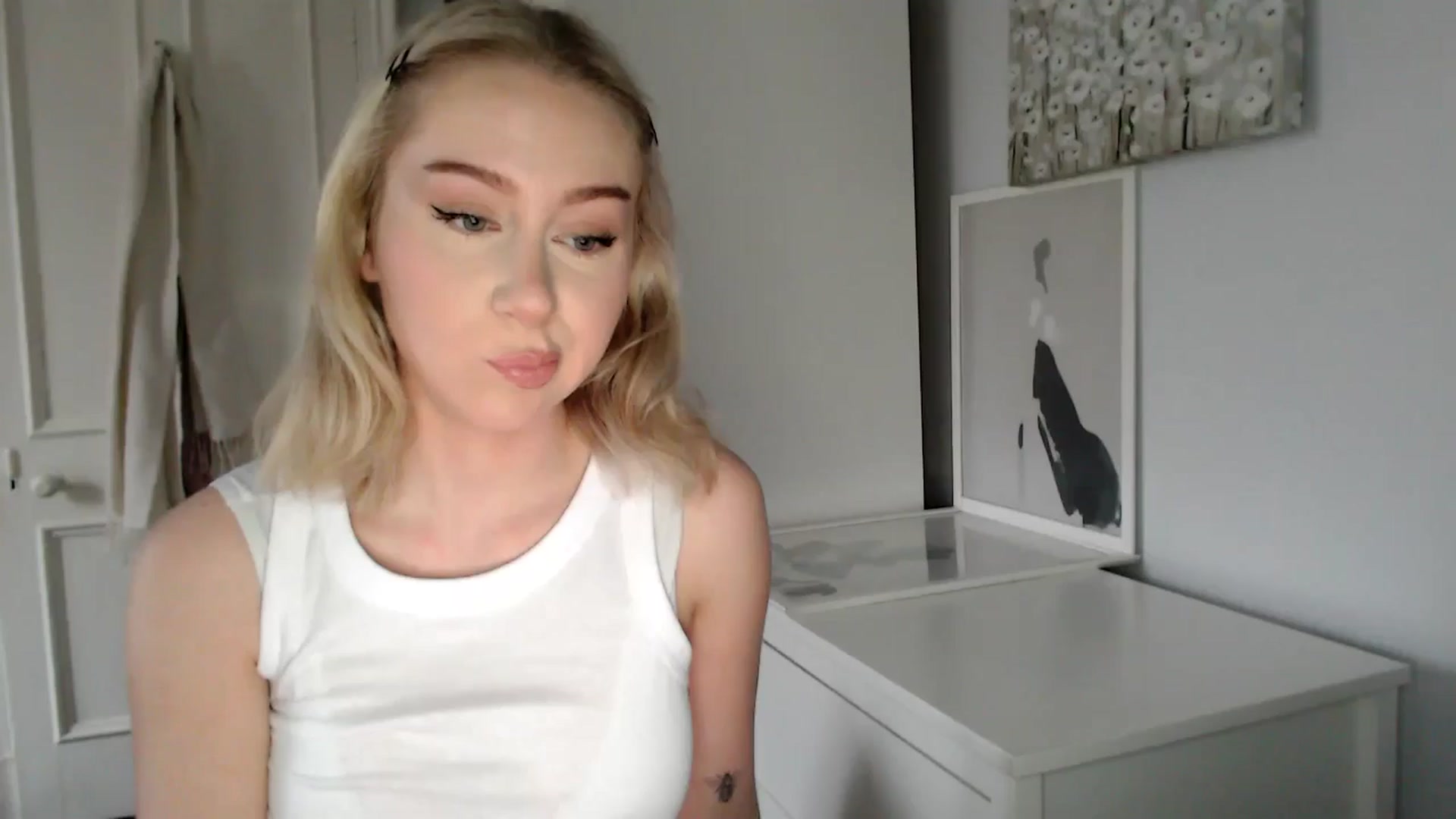 Gallery image thumbnail from British_Cutie's myfreecams stream on, 03/21/2025, 17:42 image 6 of 20