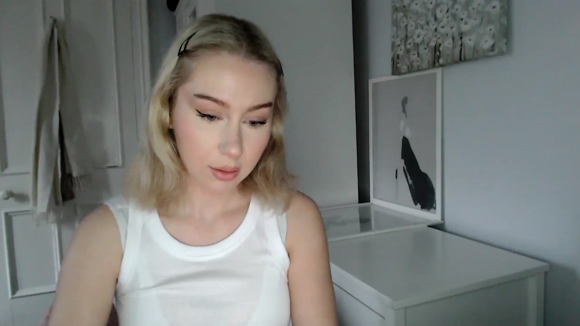 Gallery image thumbnail from British_Cutie's myfreecams stream on, 03/21/2025, 17:42 image 15 of 20