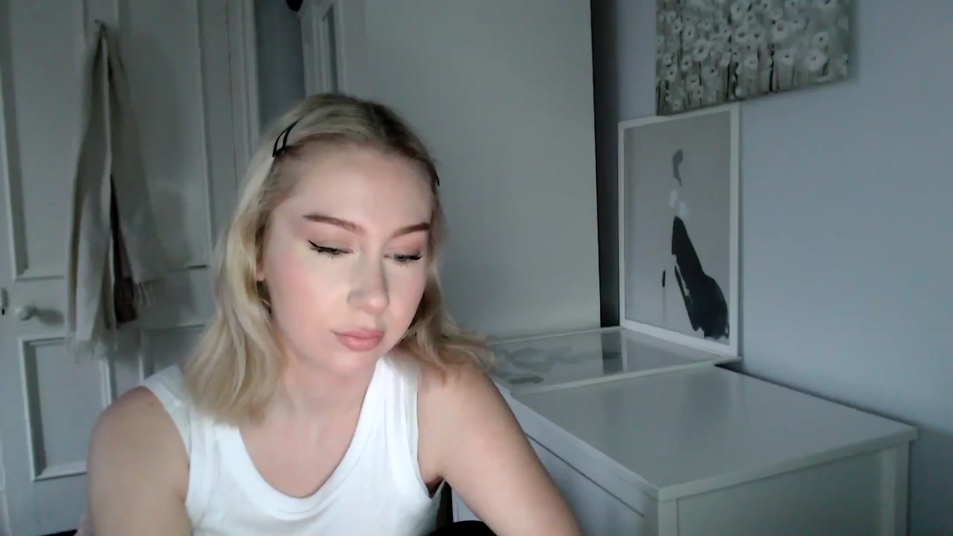 Gallery image thumbnail from British_Cutie's myfreecams stream on, 03/21/2025, 17:42 image 18 of 20