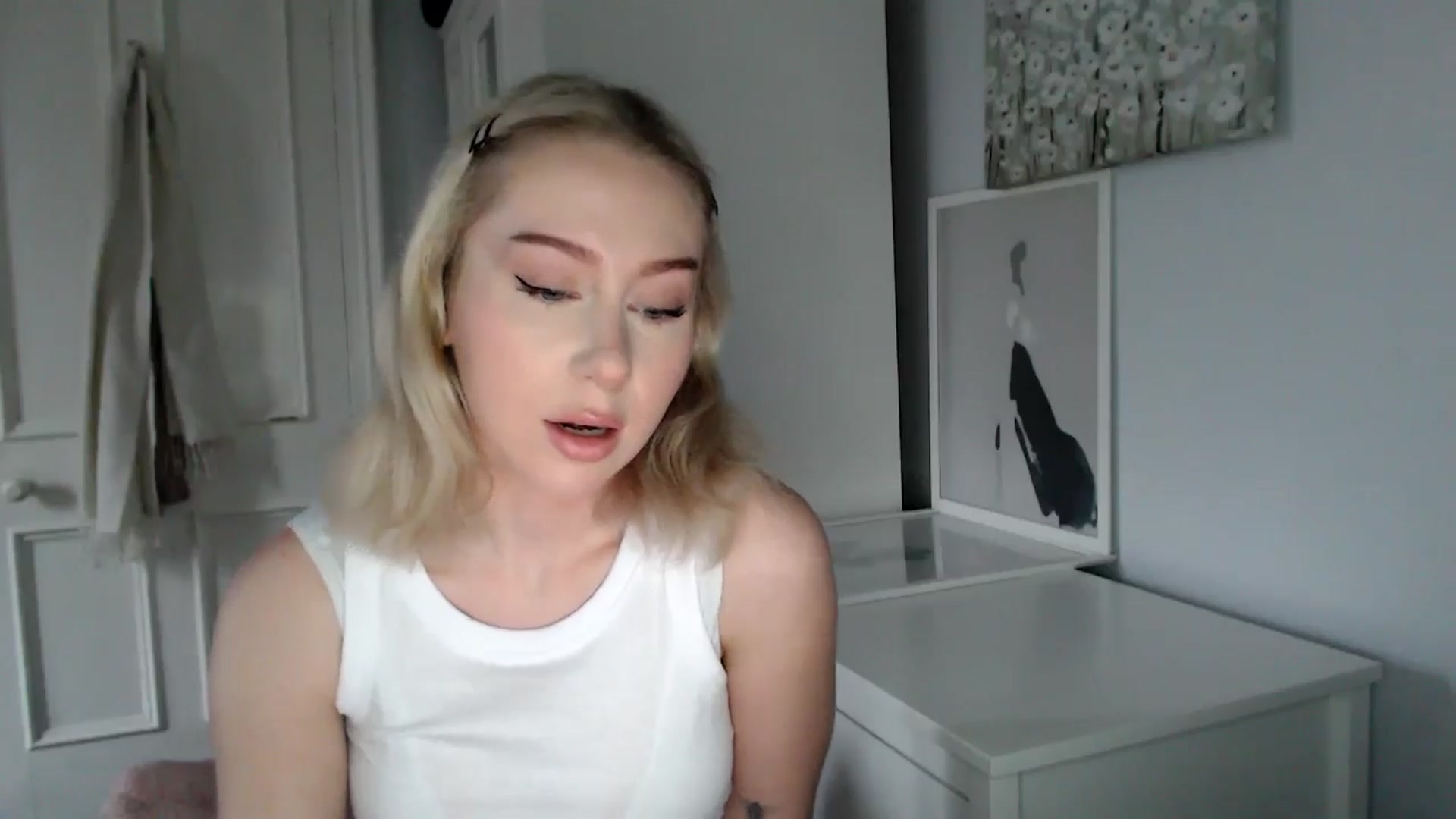 Gallery image thumbnail from British_Cutie's myfreecams stream on, 03/21/2025, 17:42 image 14 of 20