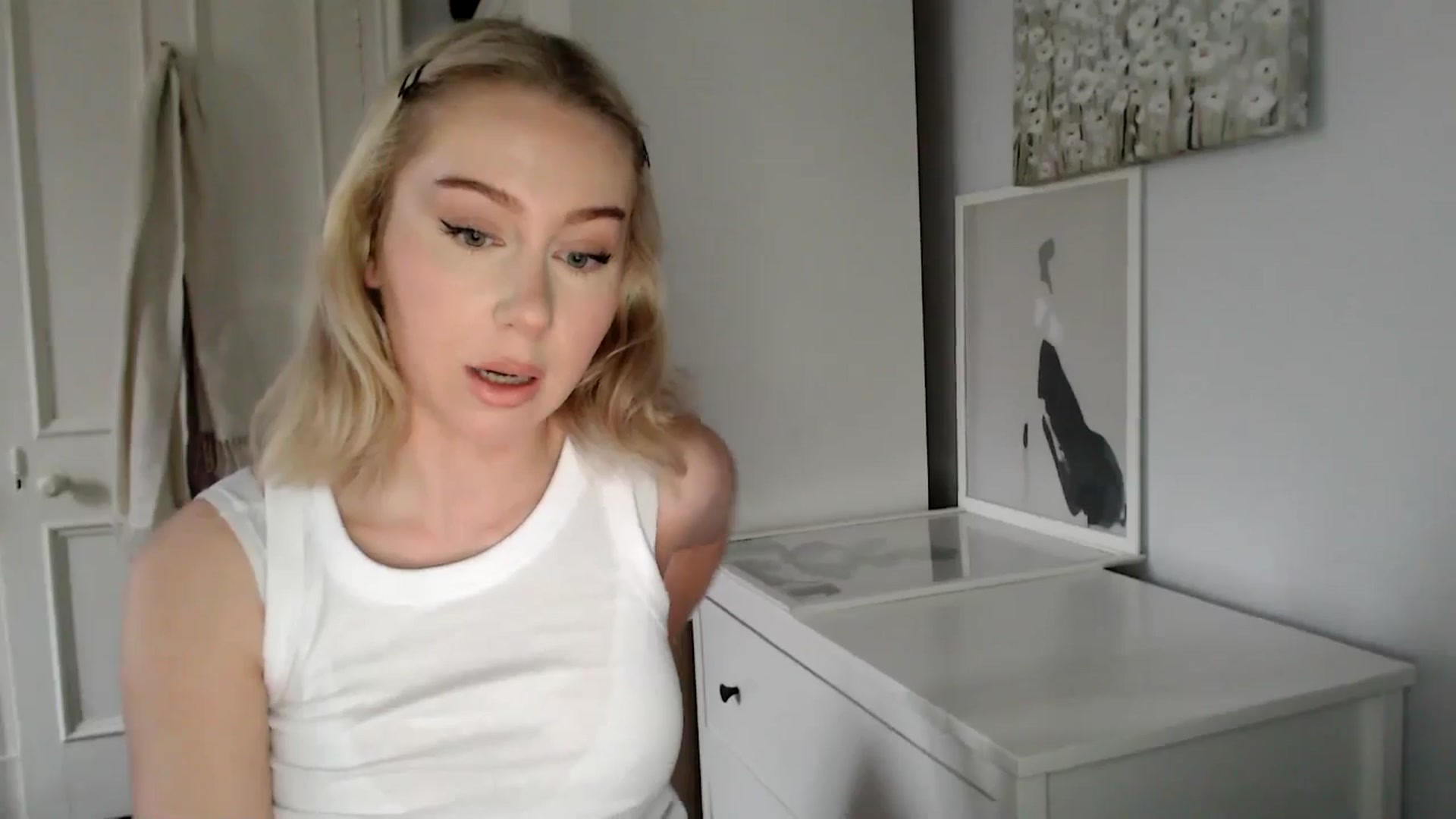 Gallery image thumbnail from British_Cutie's myfreecams stream on, 03/21/2025, 17:42 image 5 of 20