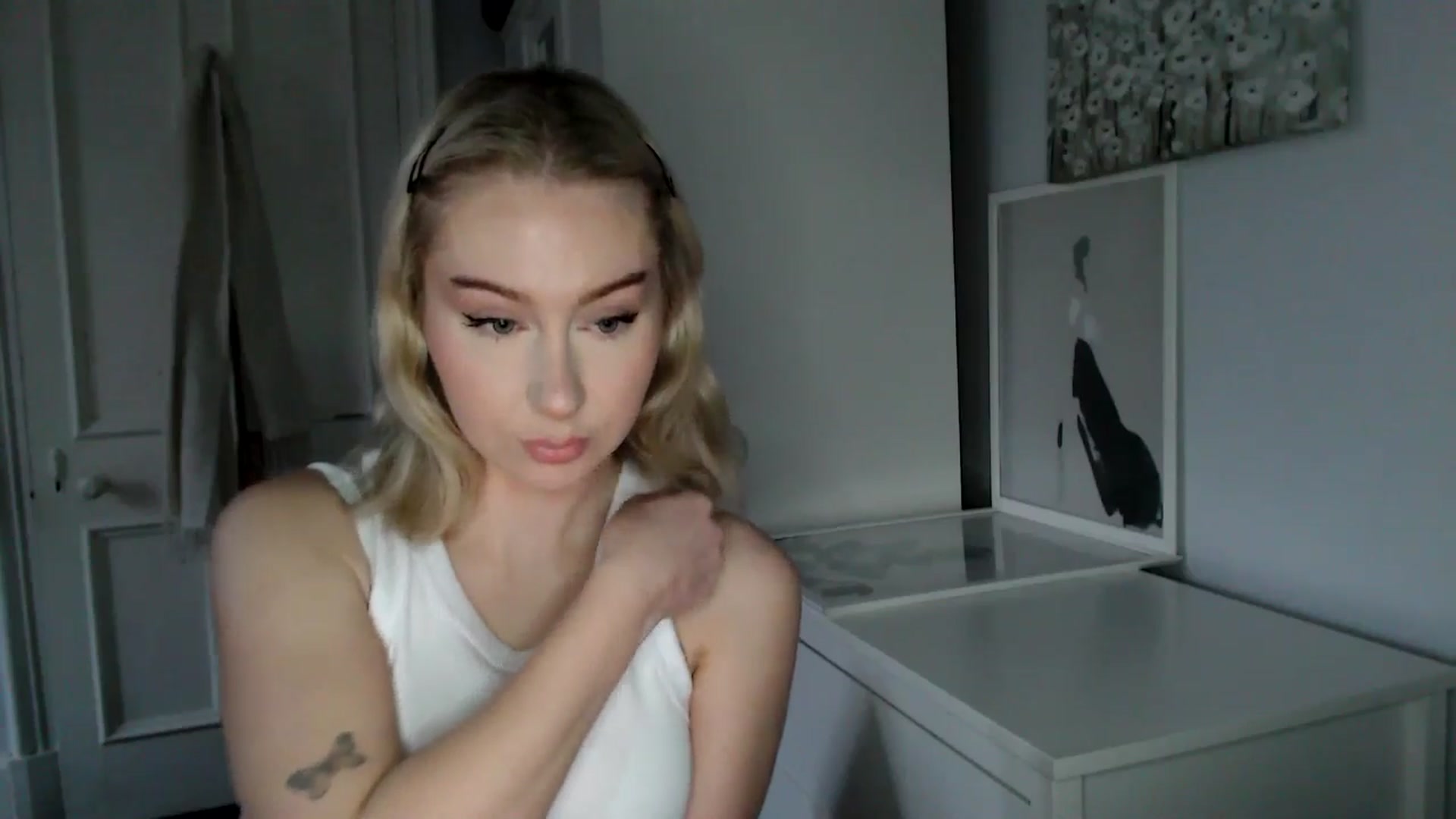 Gallery image thumbnail from British_Cutie's myfreecams stream on, 03/21/2025, 18:16 image 2 of 20