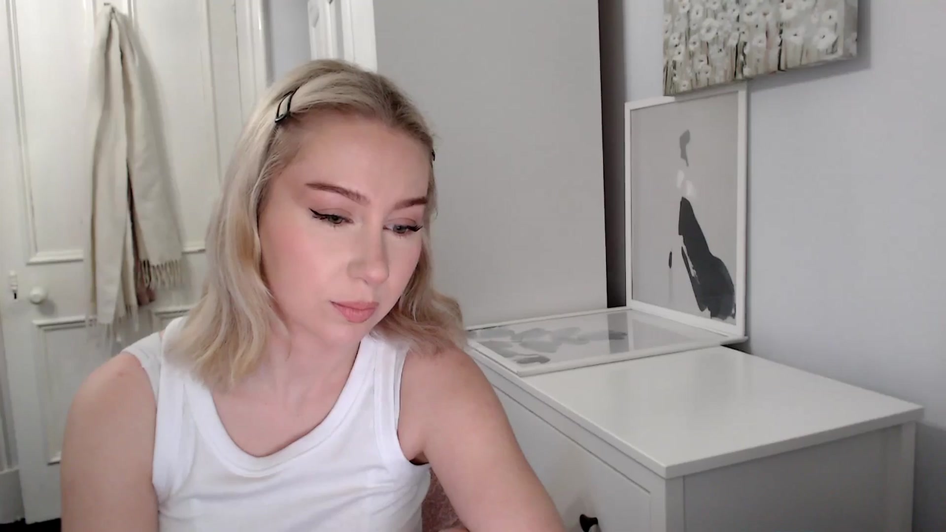 Gallery image thumbnail from British_Cutie's myfreecams stream on, 03/21/2025, 18:16 image 19 of 20