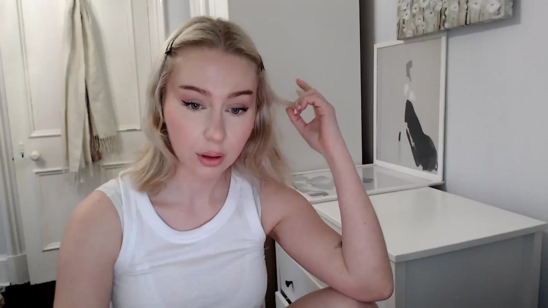 Gallery image thumbnail from British_Cutie's myfreecams stream on, 03/21/2025, 18:16 image 9 of 20