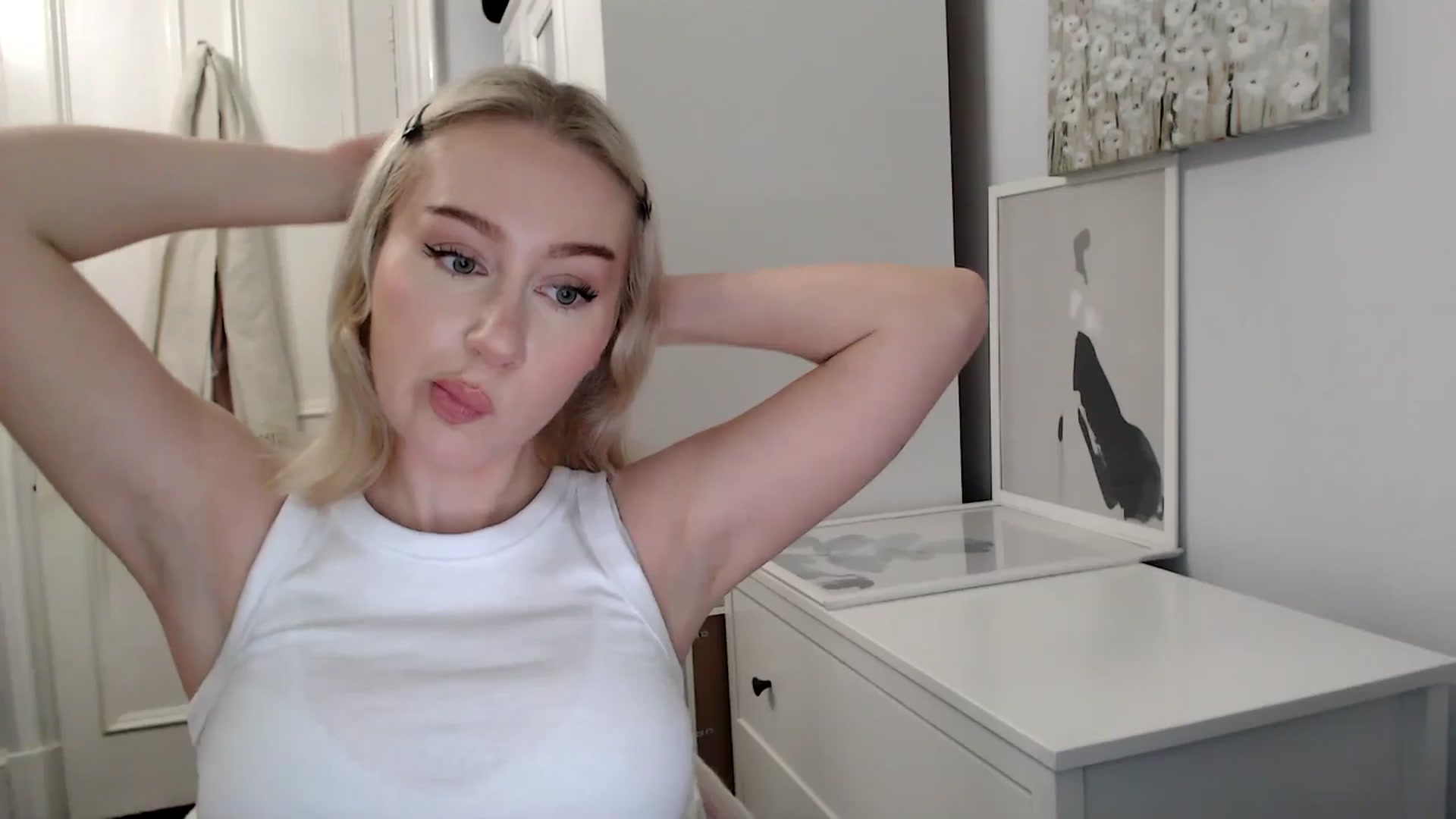 Gallery image thumbnail from British_Cutie's myfreecams stream on, 03/21/2025, 20:12 image 19 of 20