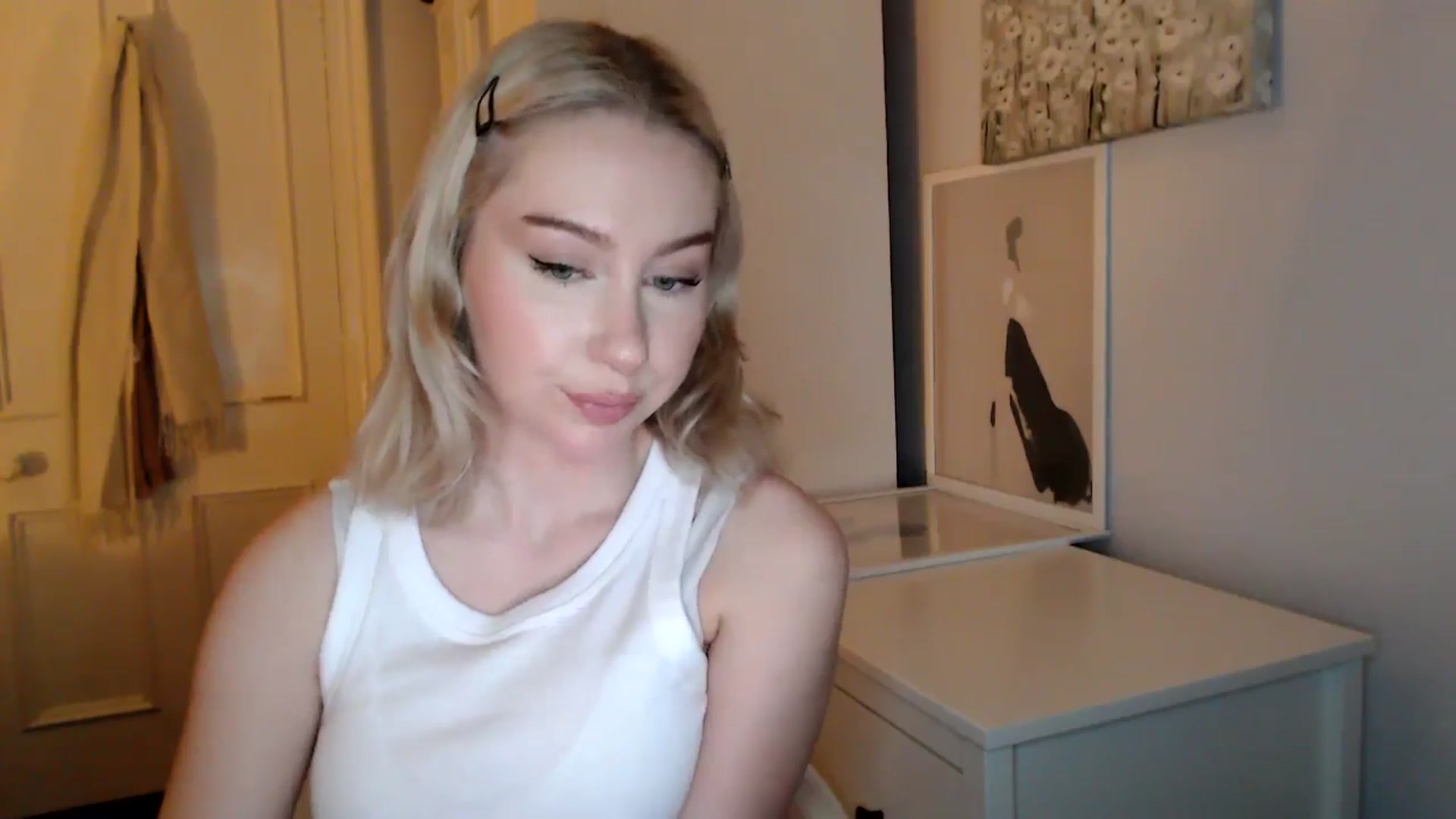 Gallery image thumbnail from British_Cutie's myfreecams stream on, 03/21/2025, 20:12 image 12 of 20