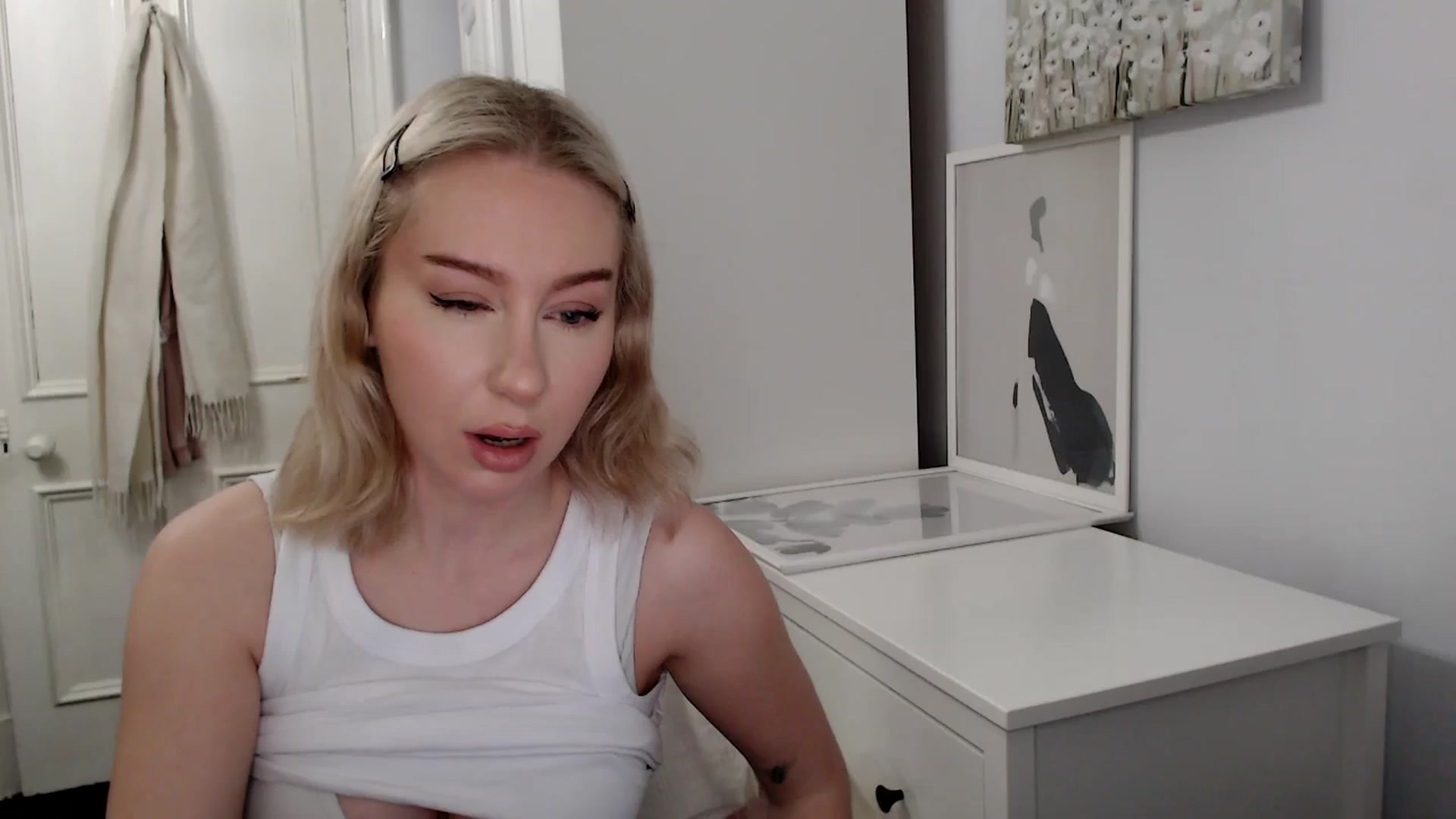 Gallery image thumbnail from British_Cutie's myfreecams stream on, 03/21/2025, 20:12 image 3 of 20