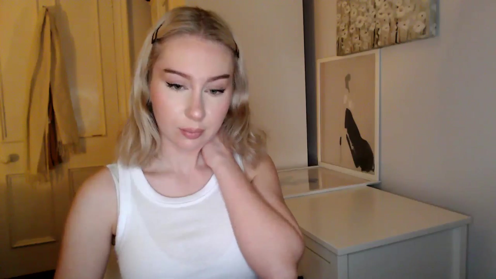 Gallery image thumbnail from British_Cutie's myfreecams stream on, 03/21/2025, 20:12 image 9 of 20