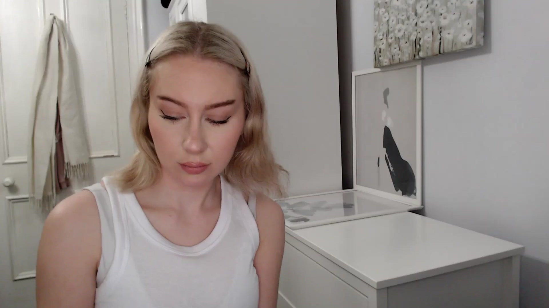 Gallery image thumbnail from British_Cutie's myfreecams stream on, 03/21/2025, 21:42 image 4 of 20