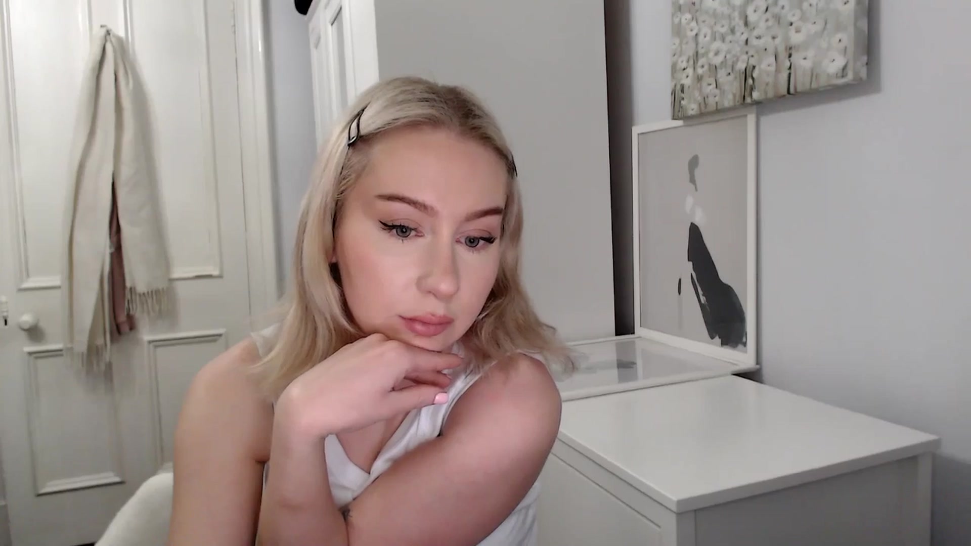 Gallery image thumbnail from British_Cutie's myfreecams stream on, 03/21/2025, 21:42 image 2 of 20