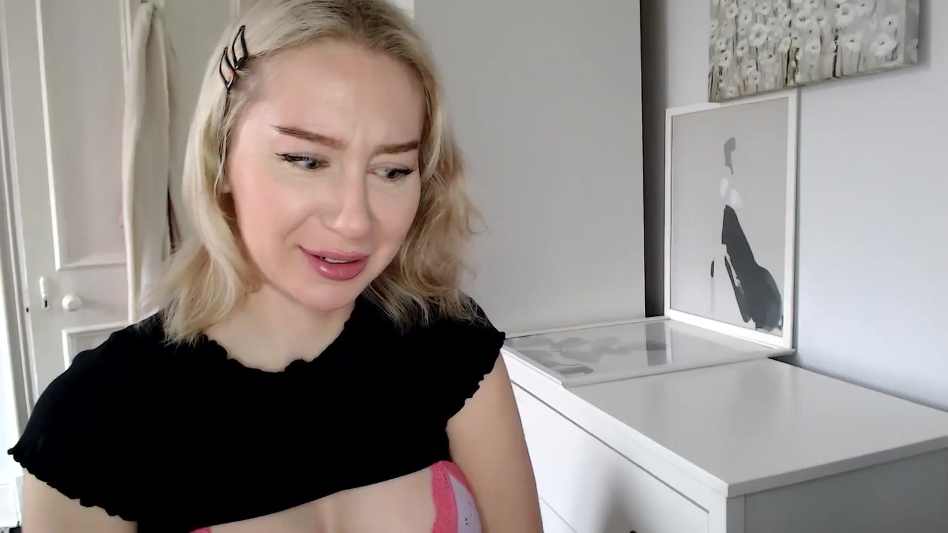Gallery image thumbnail from British_Cutie's myfreecams stream on, 03/22/2025, 11:53 image 13 of 20