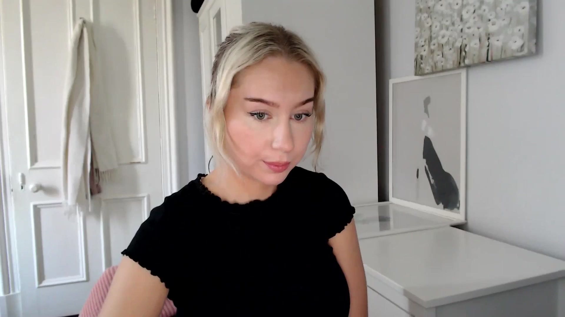 Gallery image thumbnail from British_Cutie's myfreecams stream on, 03/24/2025, 09:39 image 18 of 20