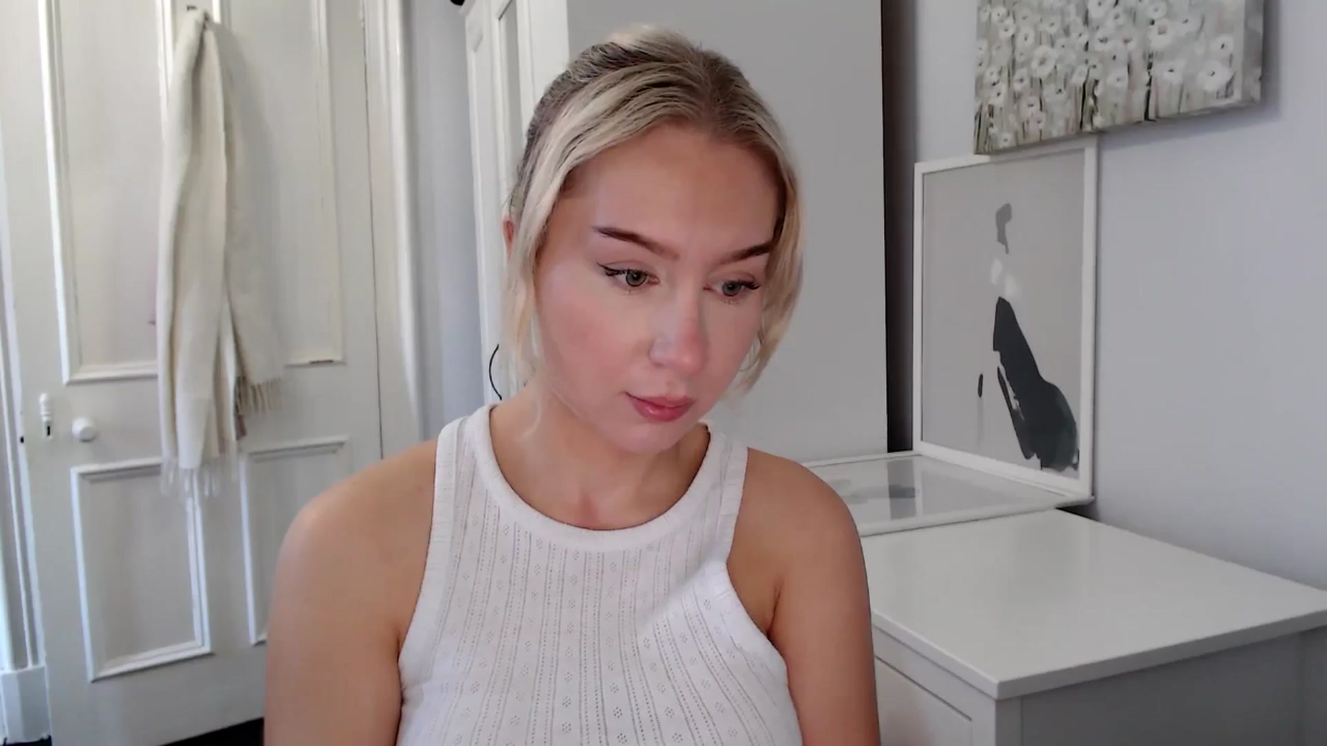 Gallery image thumbnail from British_Cutie's myfreecams stream on, 03/24/2025, 10:57 image 19 of 20