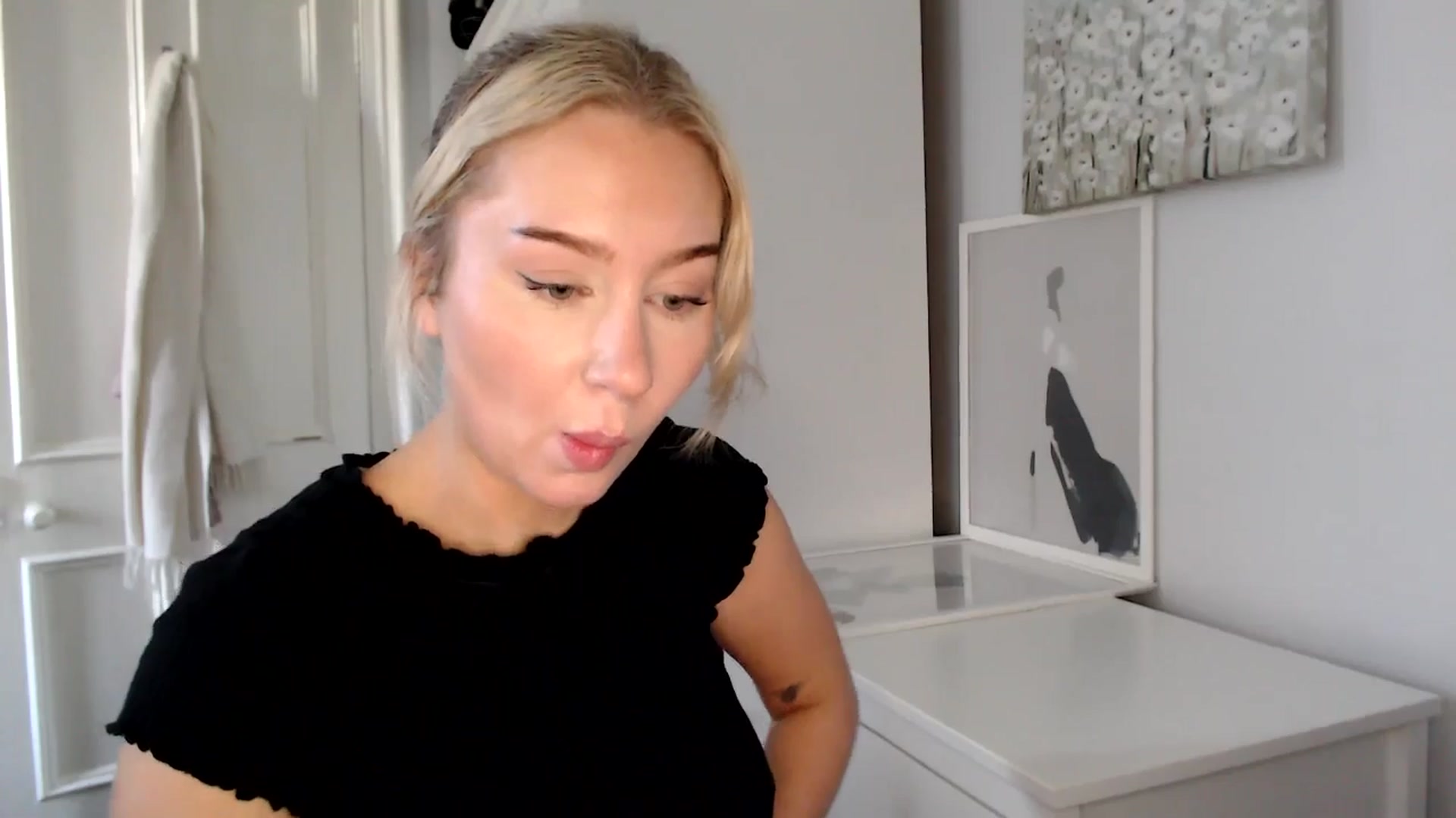 Gallery image thumbnail from British_Cutie's myfreecams stream on, 03/24/2025, 11:30 image 7 of 20