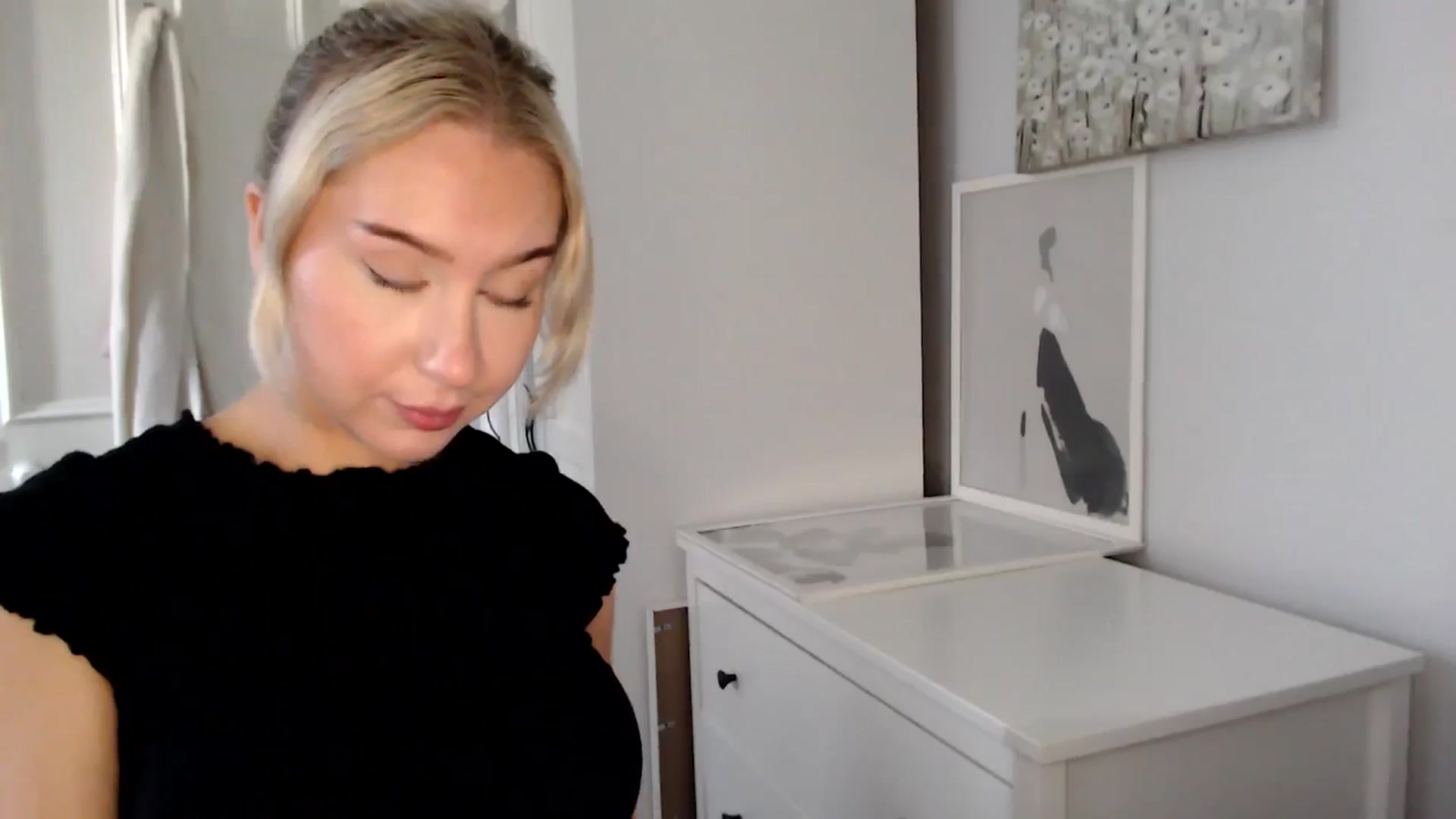 Gallery image thumbnail from British_Cutie's myfreecams stream on, 03/24/2025, 11:30 image 18 of 20