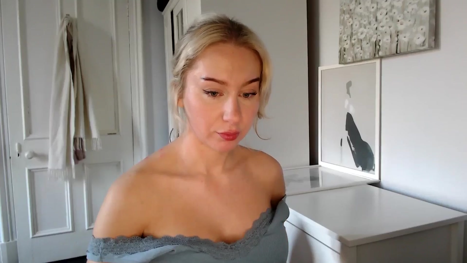 Gallery image thumbnail from British_Cutie's myfreecams stream on, 03/25/2025, 17:08 image 7 of 20