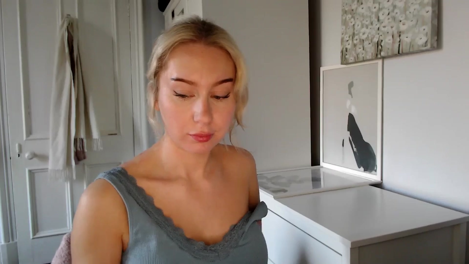 Gallery image thumbnail from British_Cutie's myfreecams stream on, 03/25/2025, 17:08 image 17 of 20