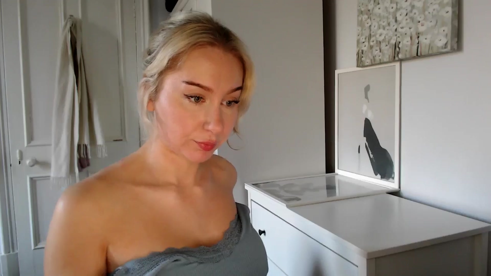 Gallery image thumbnail from British_Cutie's myfreecams stream on, 03/25/2025, 17:08 image 15 of 20