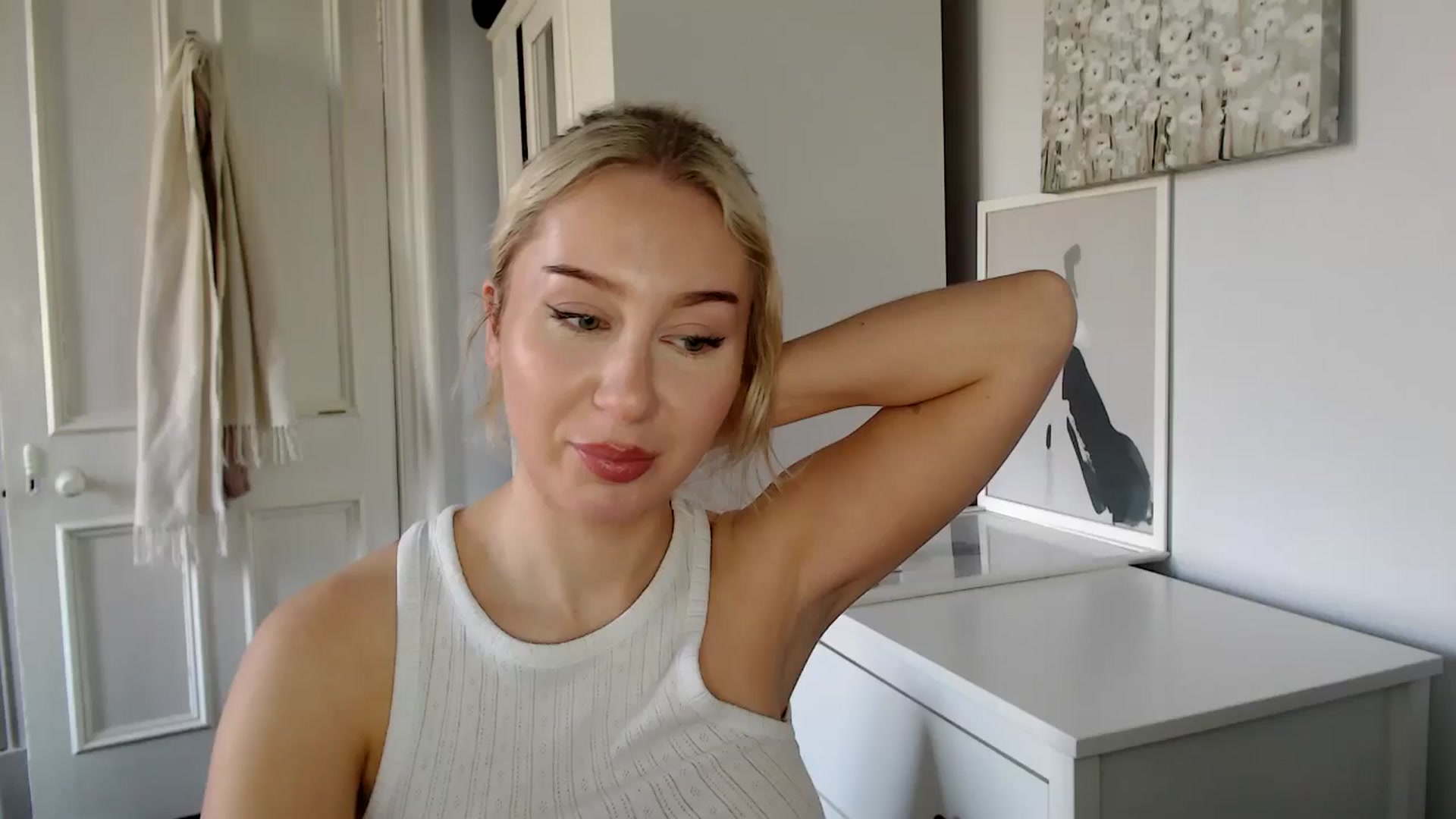 Gallery image thumbnail from British_Cutie's myfreecams stream on, 03/26/2025, 13:56 image 17 of 20