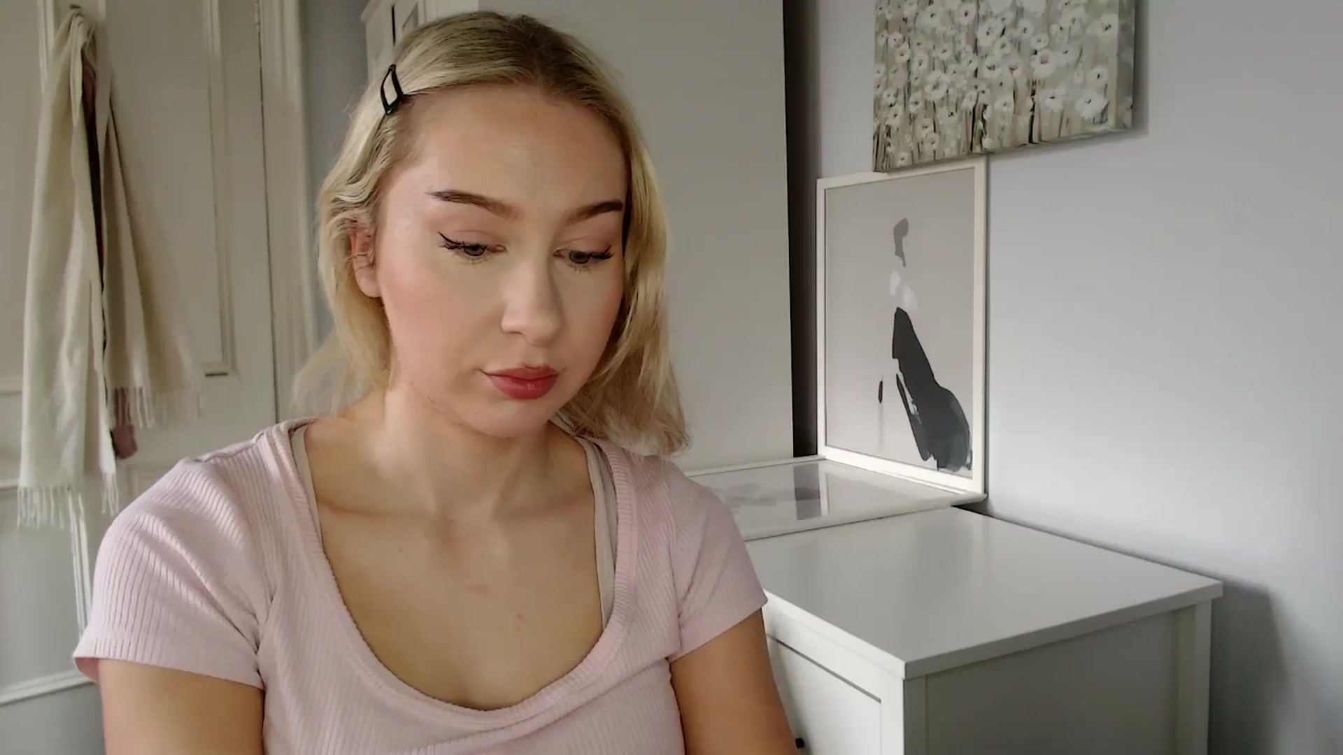 Gallery image thumbnail from British_Cutie's myfreecams stream on, 03/27/2025, 11:40 image 1 of 20