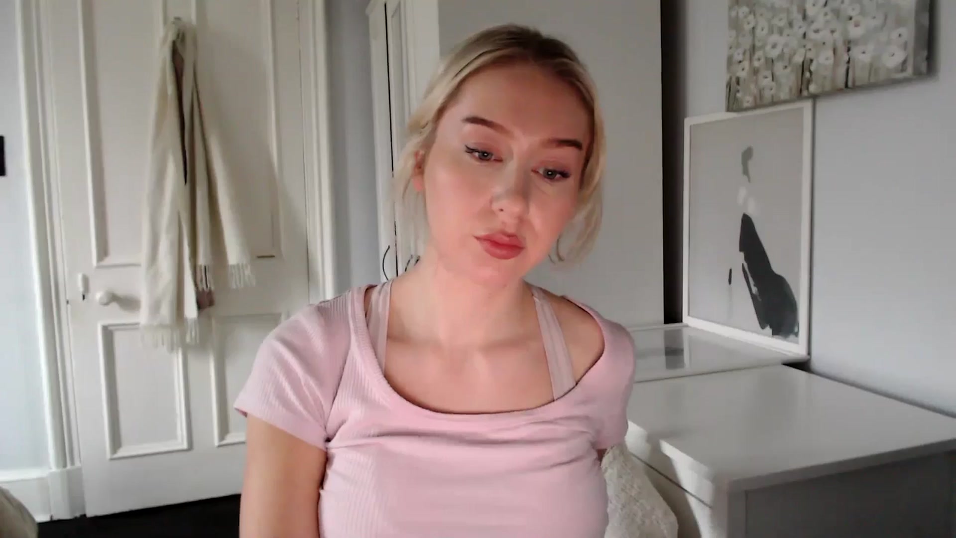 Gallery image thumbnail from British_Cutie's myfreecams stream on, 03/27/2025, 16:53 image 19 of 20