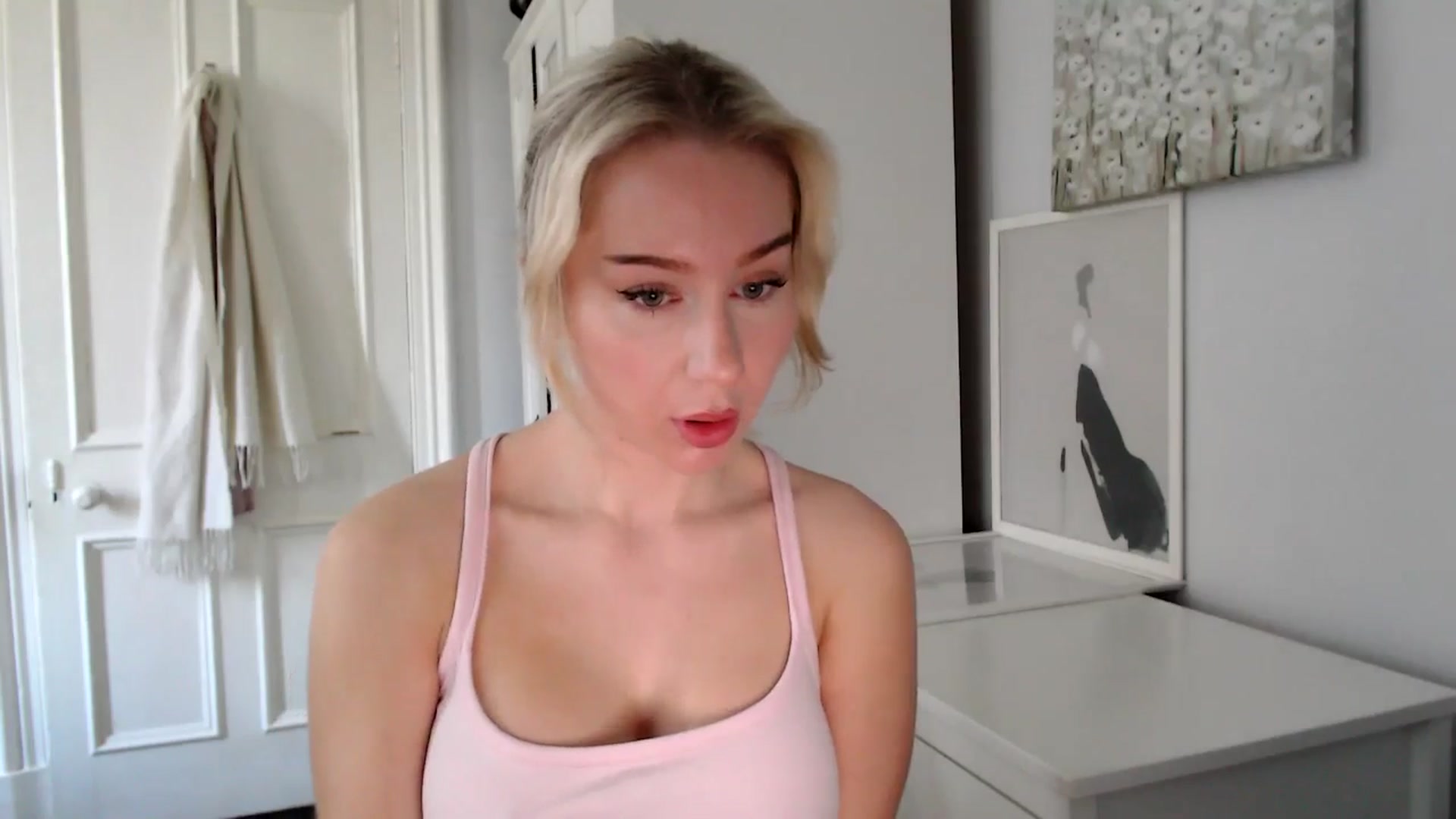 Gallery image thumbnail from British_Cutie's myfreecams stream on, 03/28/2025, 09:49 image 17 of 20