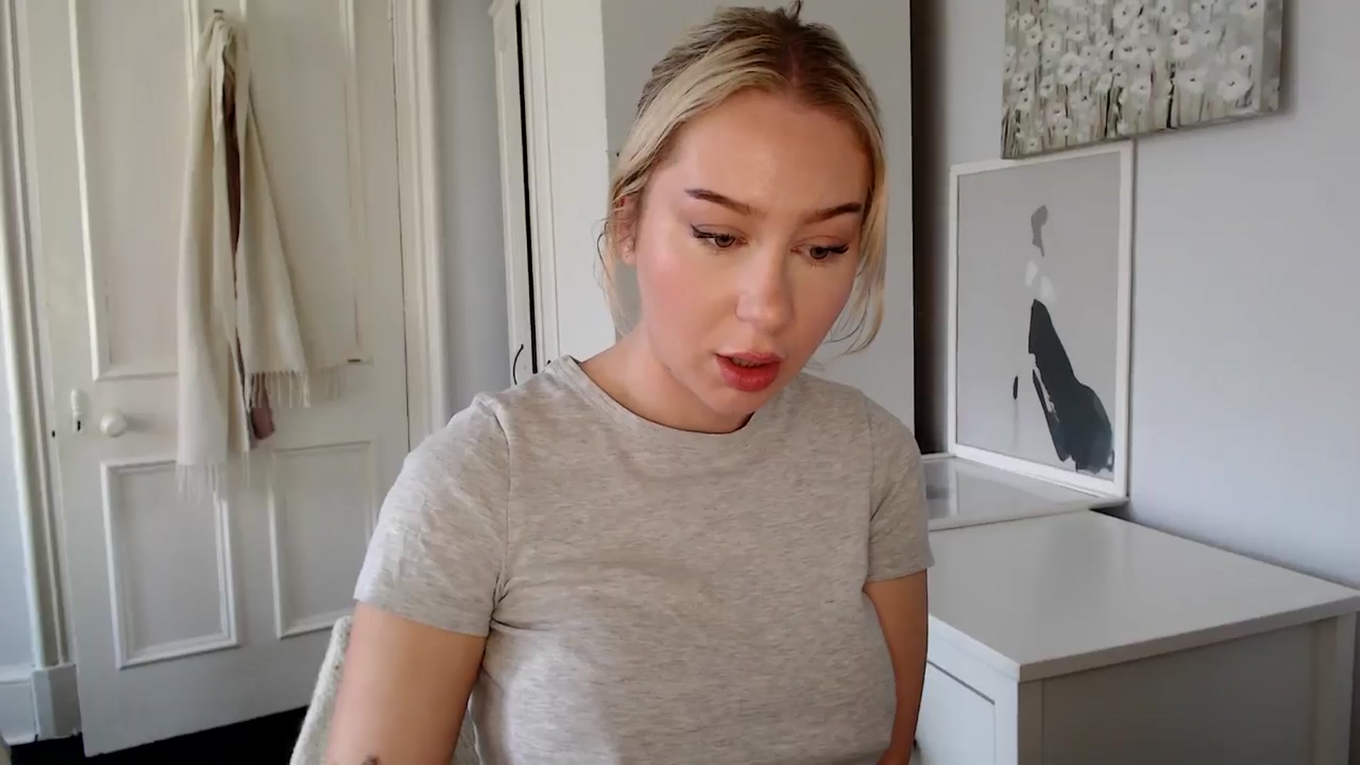 Gallery image thumbnail from British_Cutie's myfreecams stream on, 03/31/2025, 09:53 image 4 of 20