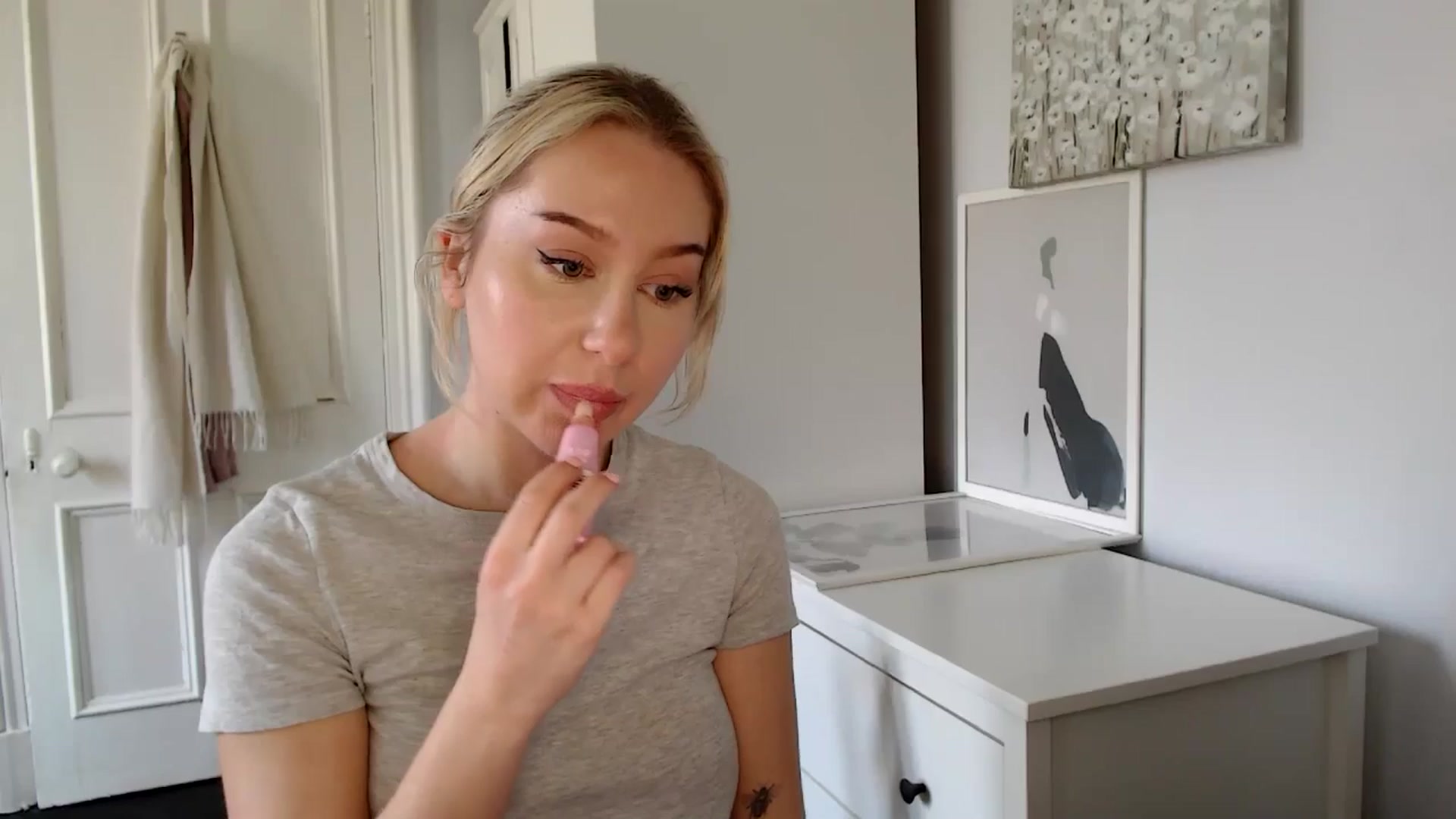 Gallery image thumbnail from British_Cutie's myfreecams stream on, 03/31/2025, 11:39 image 11 of 20