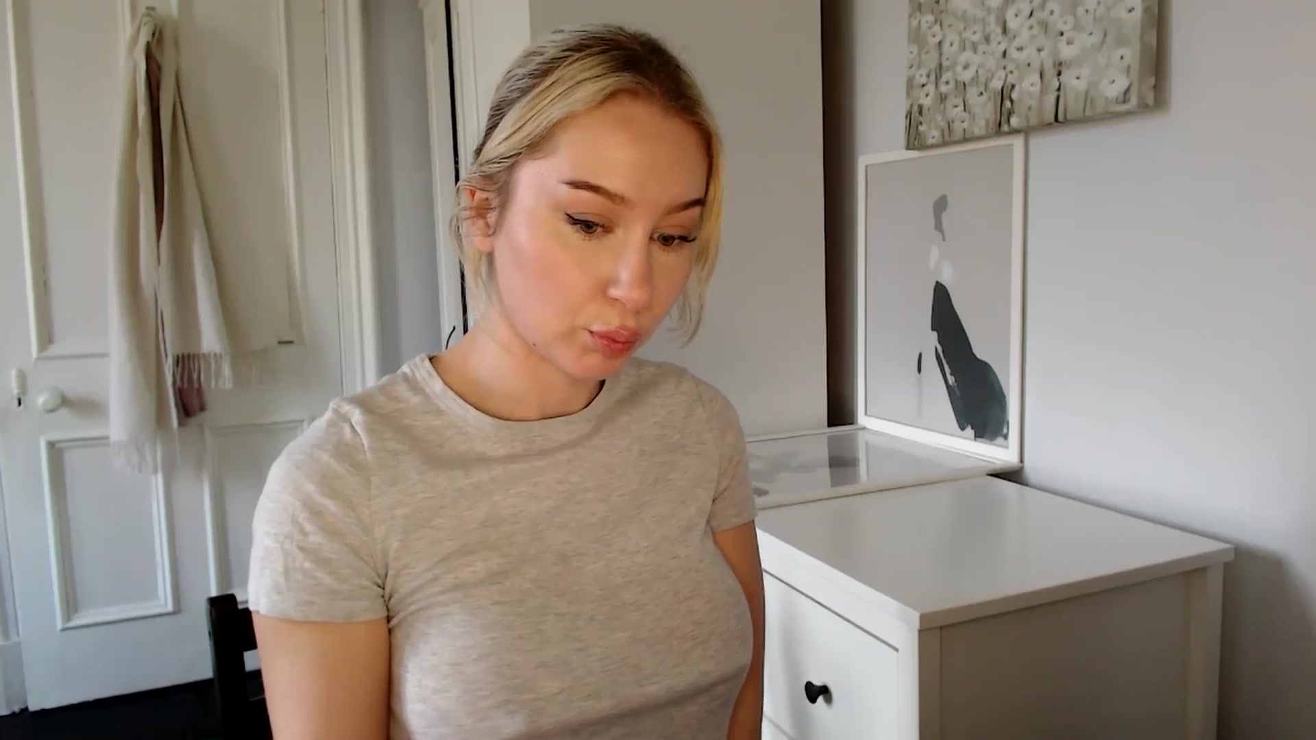 Gallery image thumbnail from British_Cutie's myfreecams stream on, 03/31/2025, 11:39 image 18 of 20