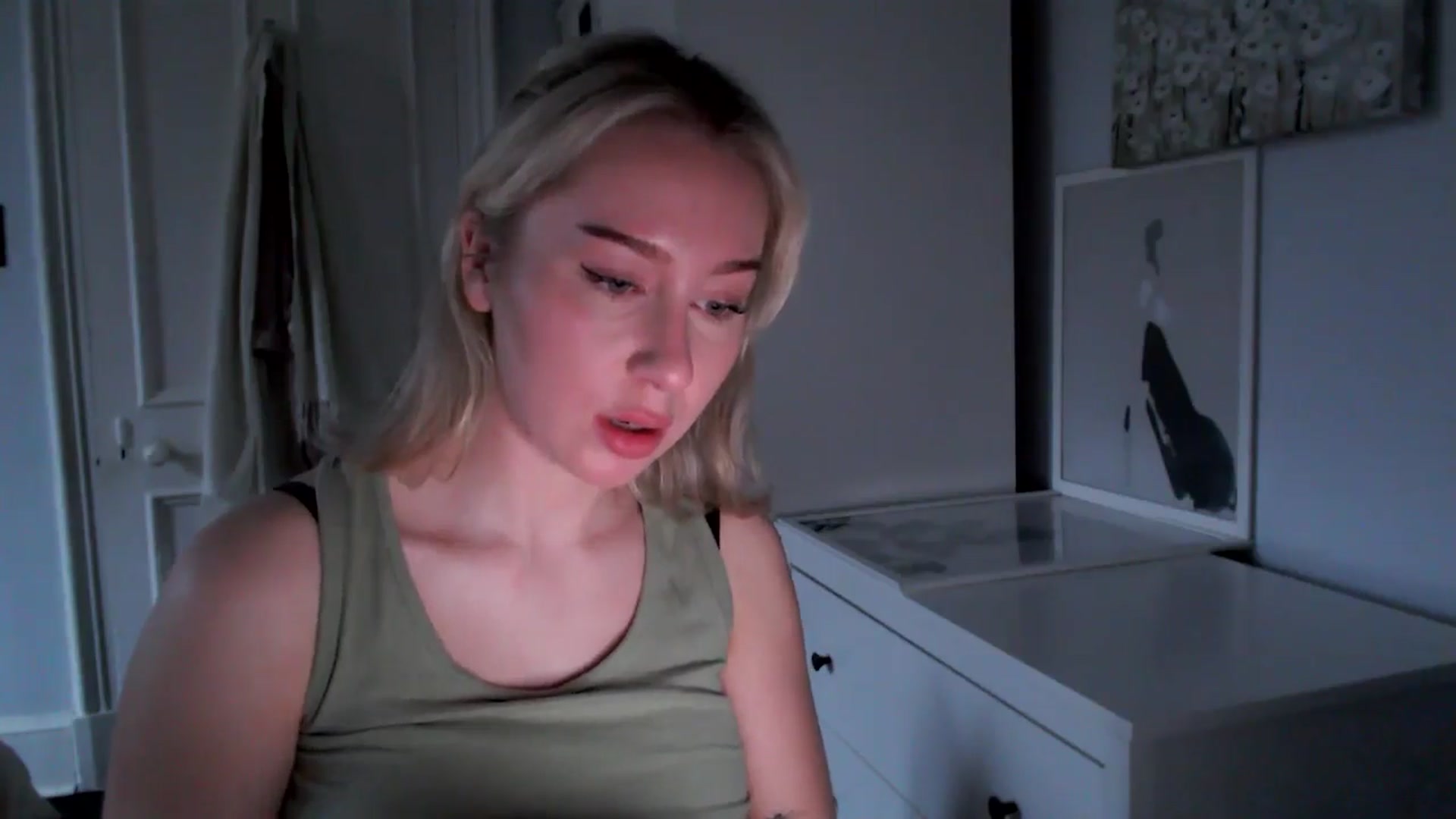 Gallery image thumbnail from British_Cutie's myfreecams stream on, 03/31/2025, 19:05 image 7 of 20