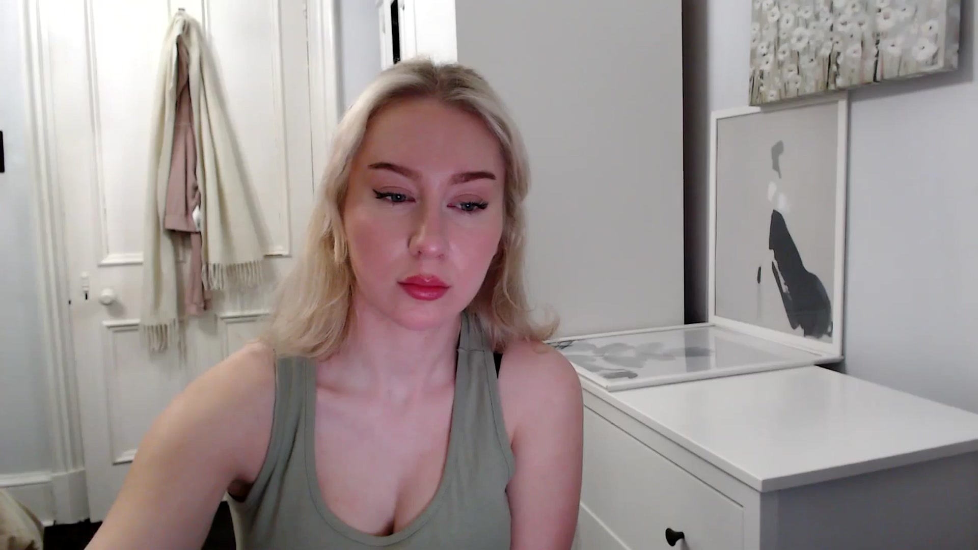 Gallery image thumbnail from British_Cutie's myfreecams stream on, 03/31/2025, 21:35 image 3 of 20
