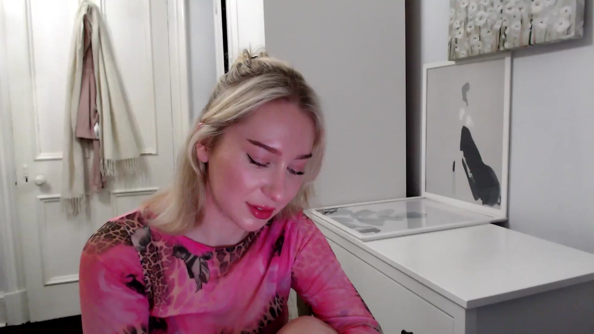 Gallery image thumbnail from British_Cutie's myfreecams stream on, 03/31/2025, 21:35 image 9 of 20