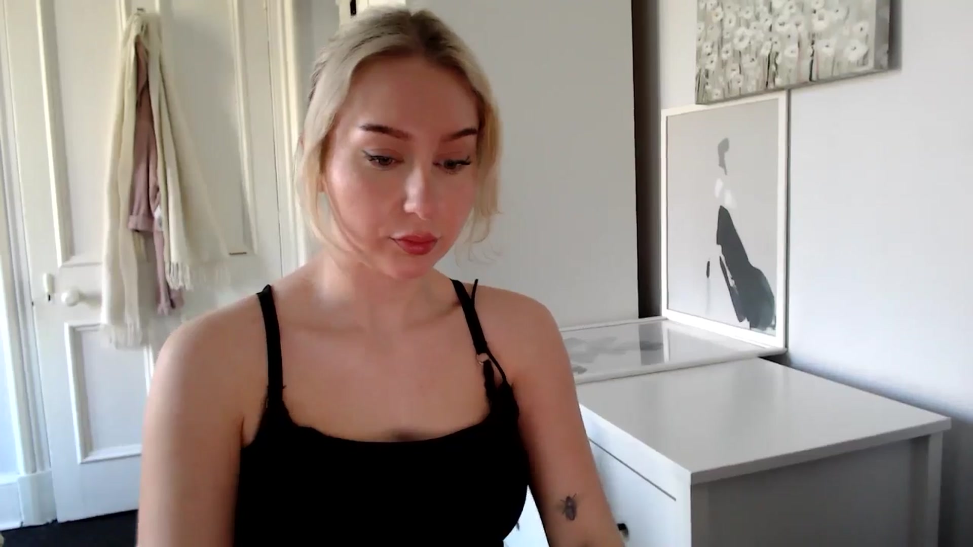 Gallery image thumbnail from British_Cutie's myfreecams stream on, 04/01/2025, 13:24 image 13 of 20