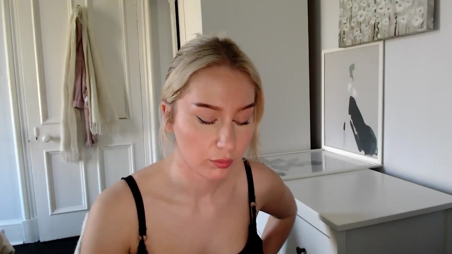 Gallery image thumbnail from British_Cutie's myfreecams stream on, 04/01/2025, 13:24 image 9 of 20