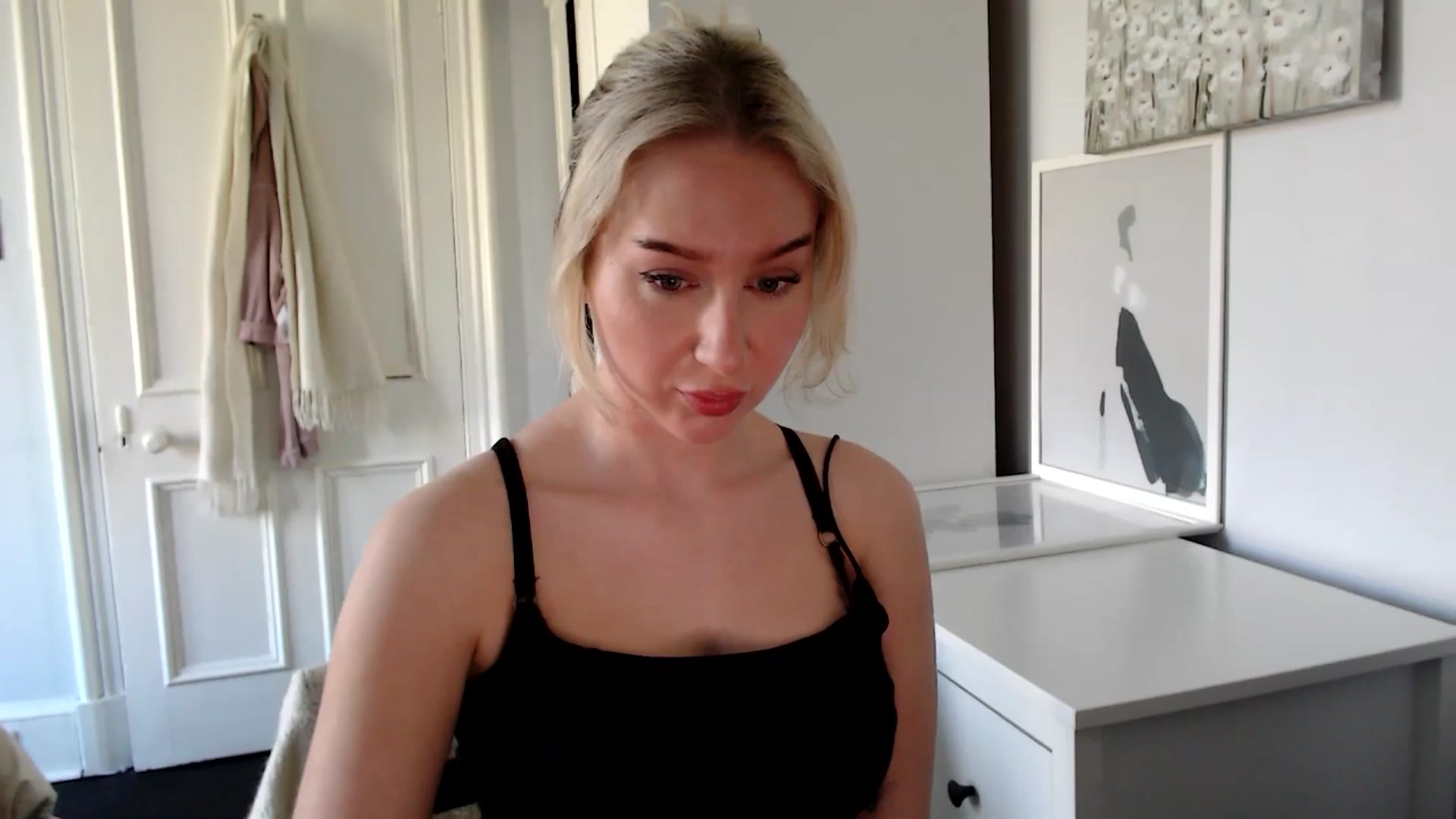 Gallery image thumbnail from British_Cutie's myfreecams stream on, 04/01/2025, 13:24 image 15 of 20